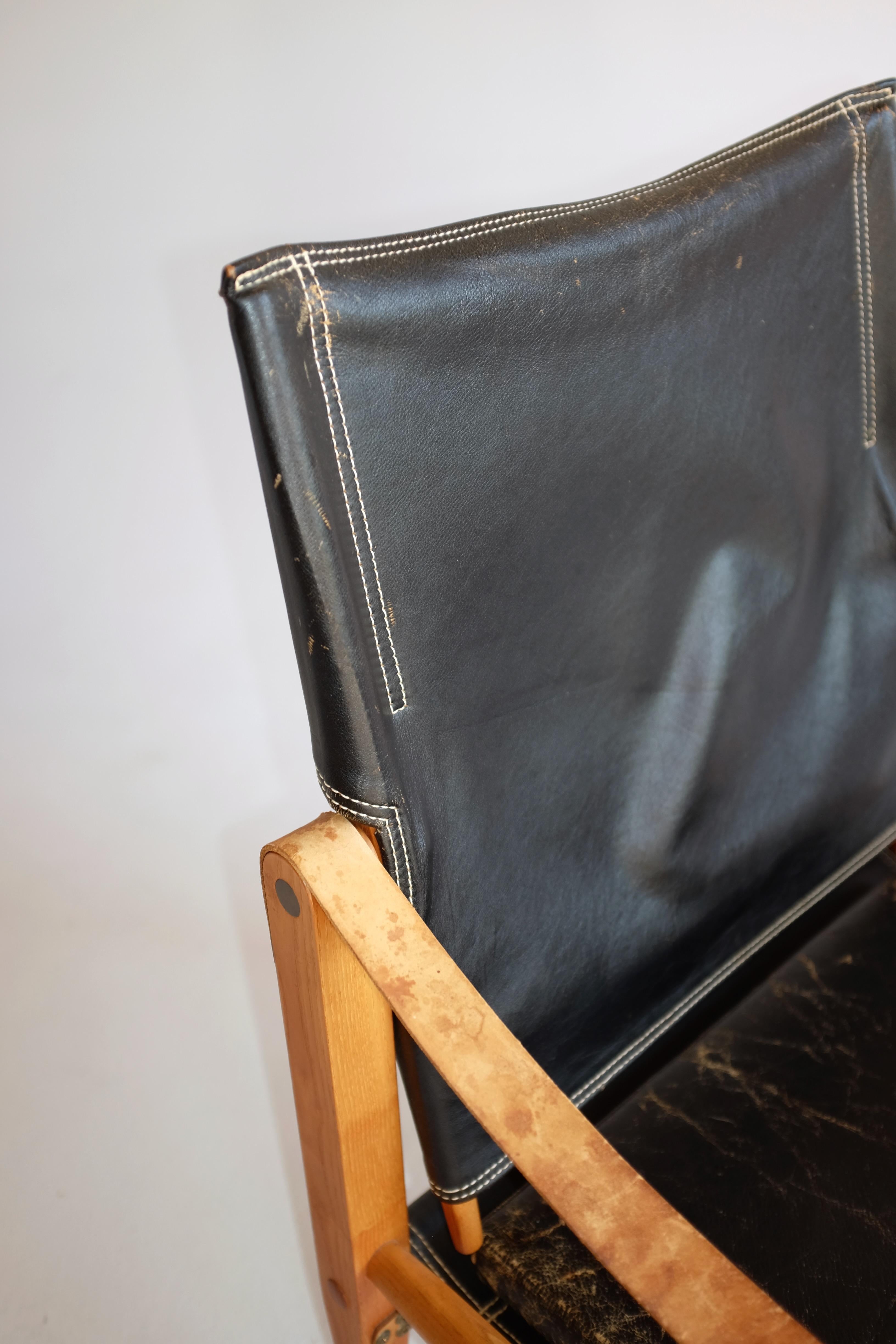 1960s Black leather Safari chair by Kaare Klint In Good Condition In Brooklyn, NY
