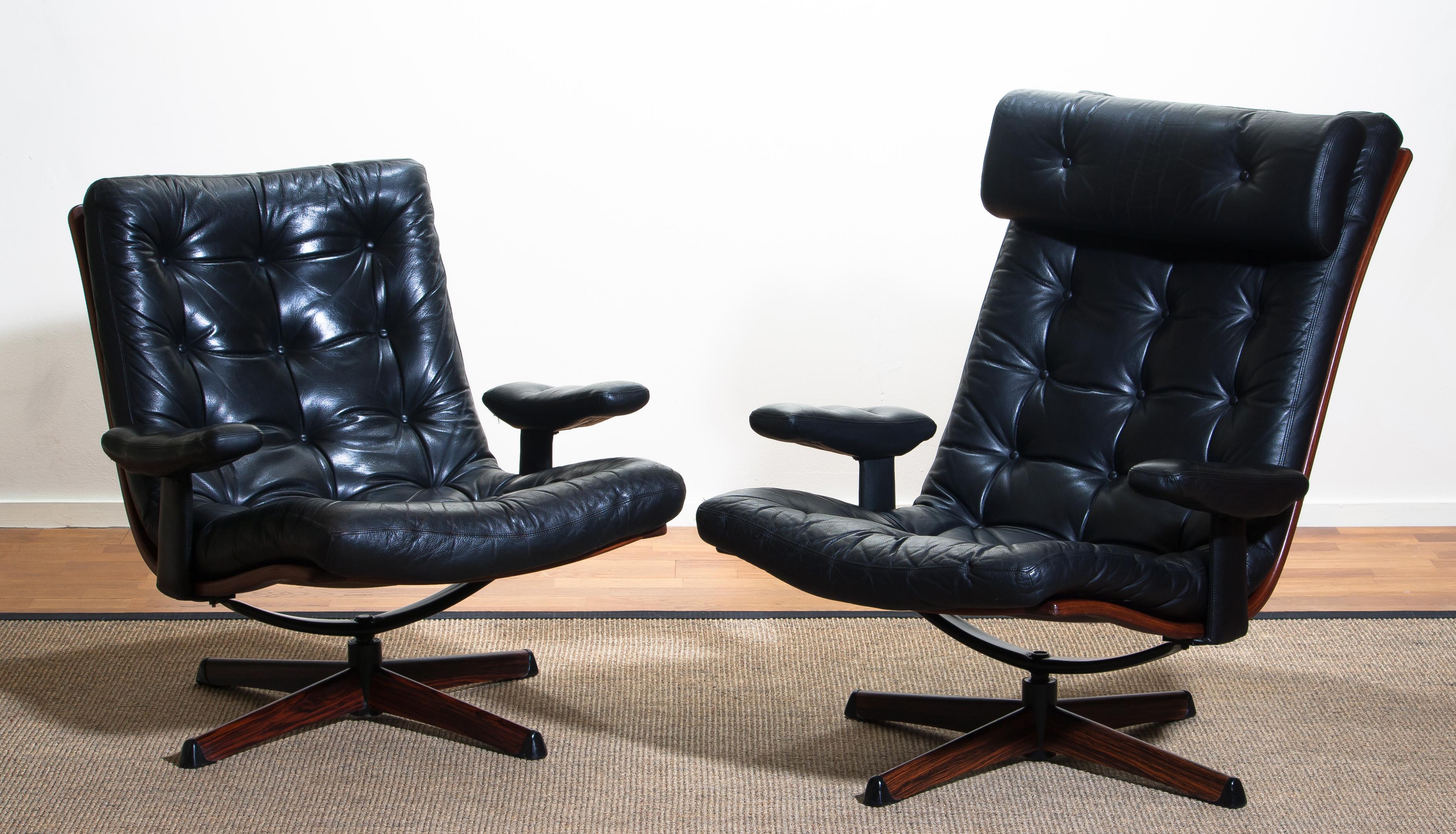1960s, Black Leather Swivel Chair with Jakaranda Stand by Göte Design Nässjö 8