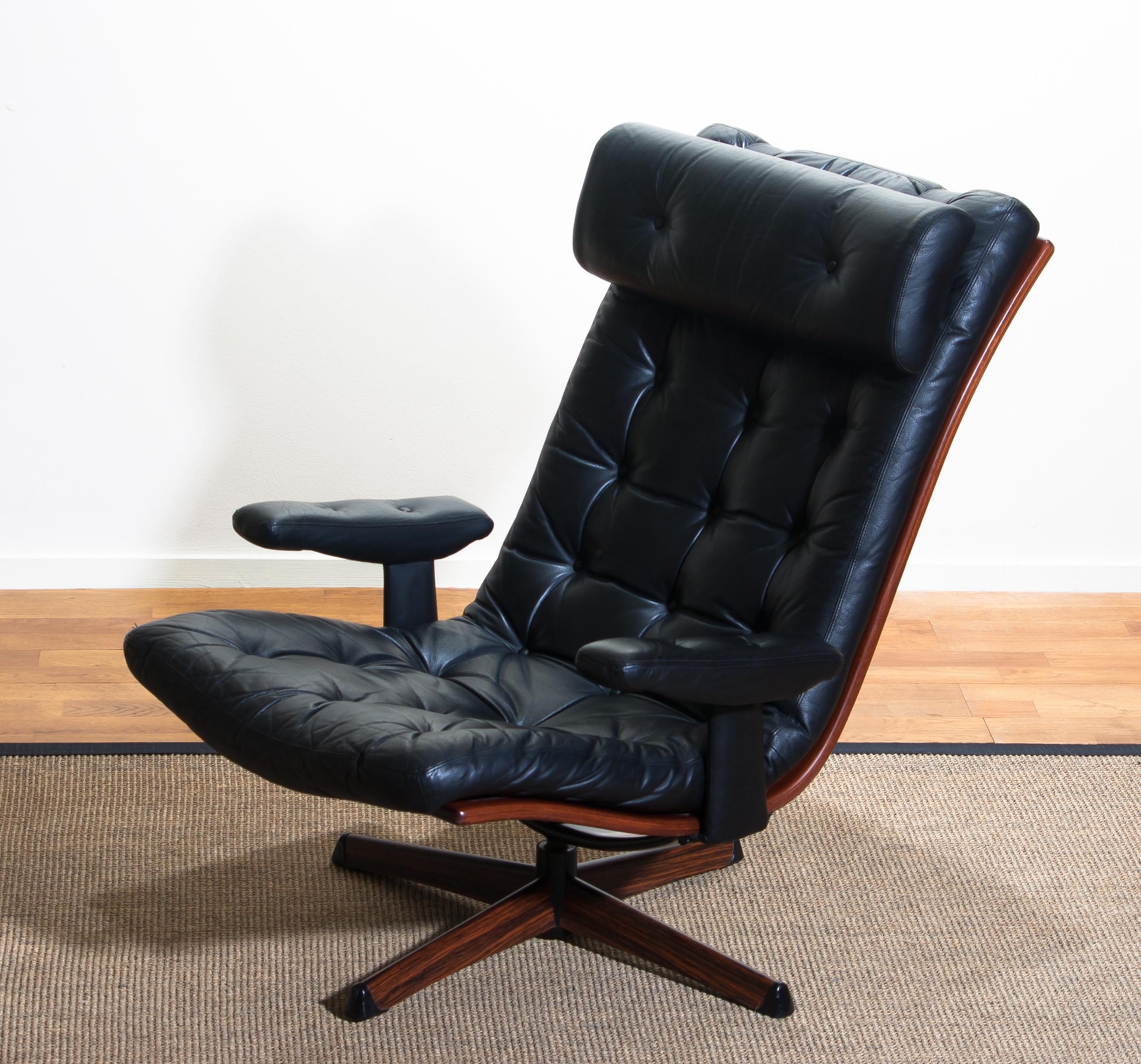 Swedish 1960s, Black Leather Swivel Chair with Jakaranda Stand by Gote Design Nassjo