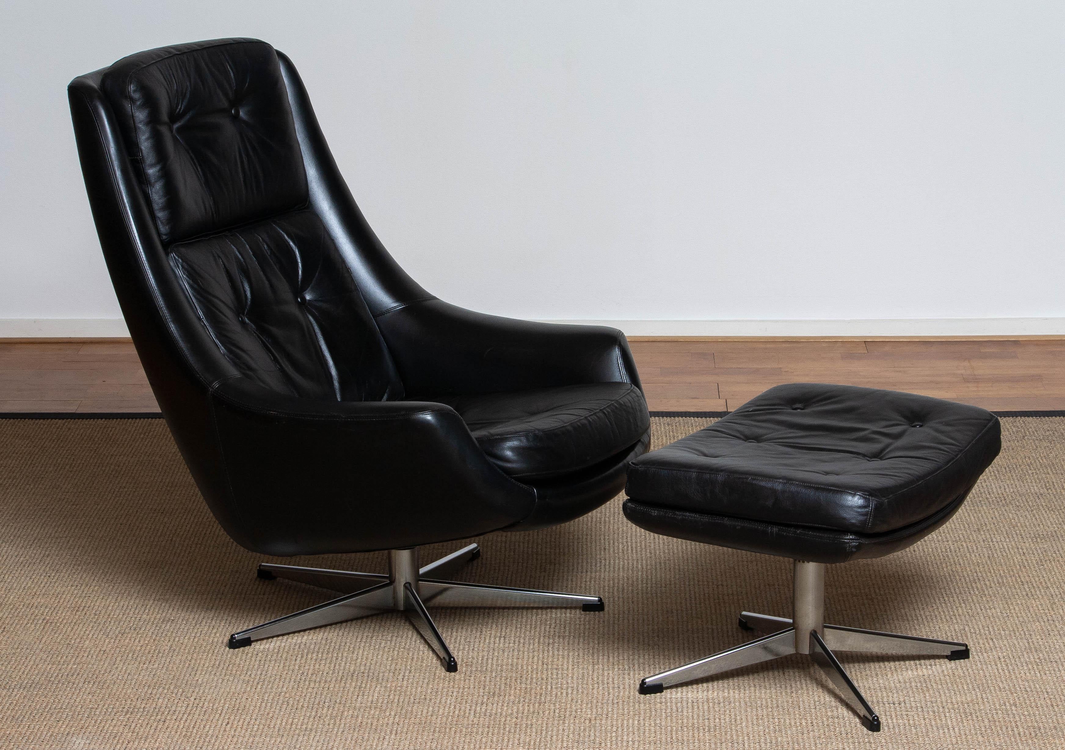 1960s swivel chair