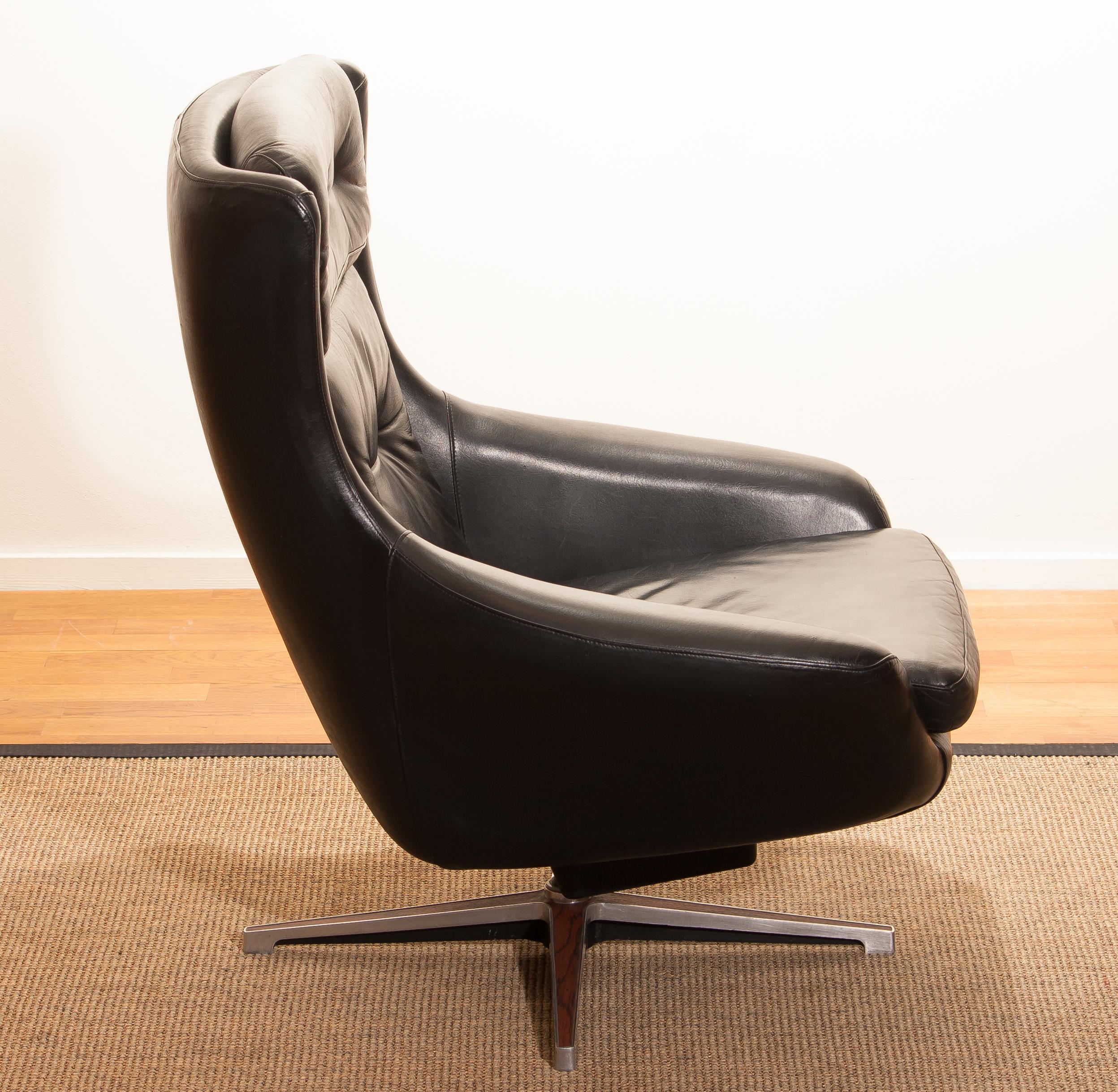 1960s, Black Leather Swivel Rocking Lounge Chair by Lennart Bender 4