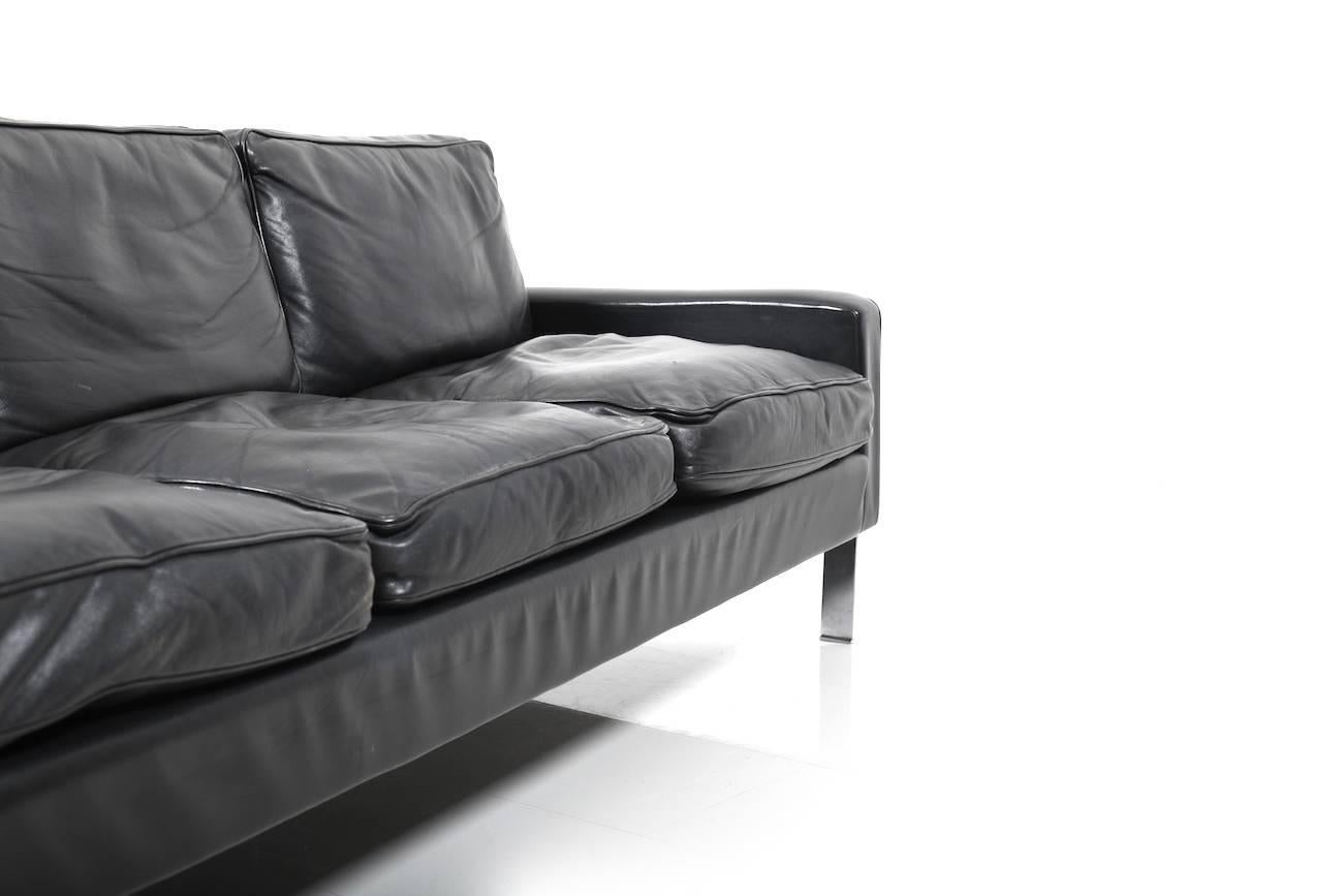 1960s Black Leather Tecta Moebel Seating Group 3-1-1-1 For Sale 2