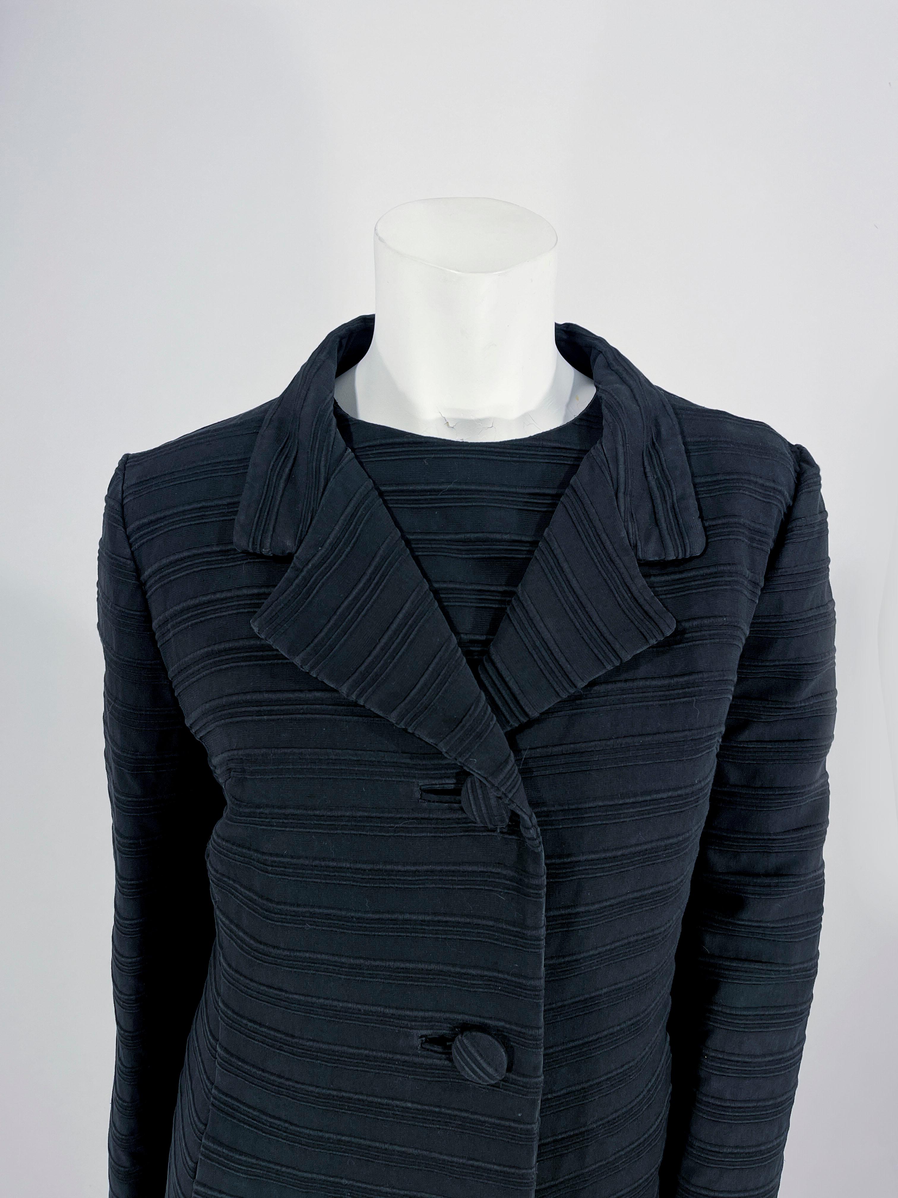 Ensemble robe et manteau noir de Lilli Ann des années 1960 Bon état - En vente à San Francisco, CA