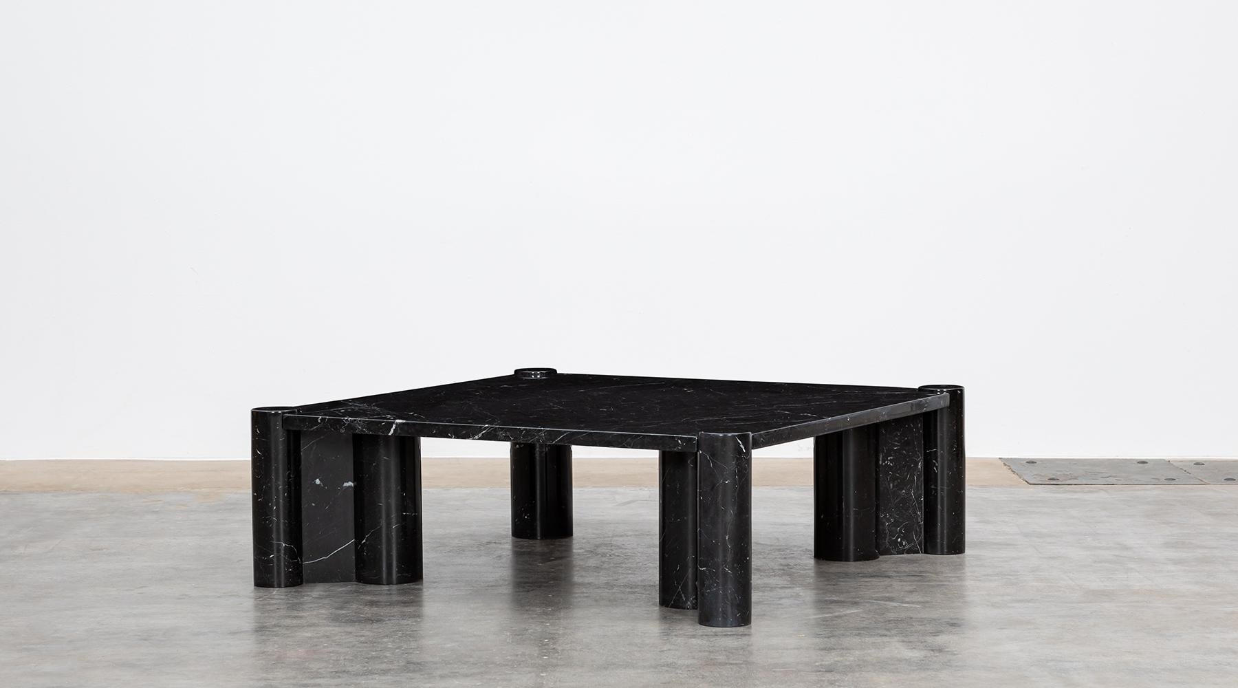1960s Black Marble Coffee Table by Gae Aulenti for Knoll International 1