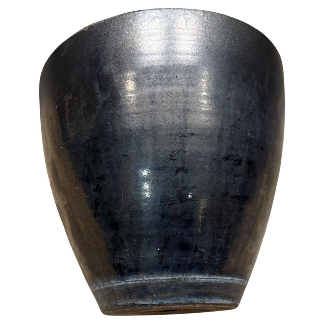 Poterie noire métallisée de style Fantoni des années 1960