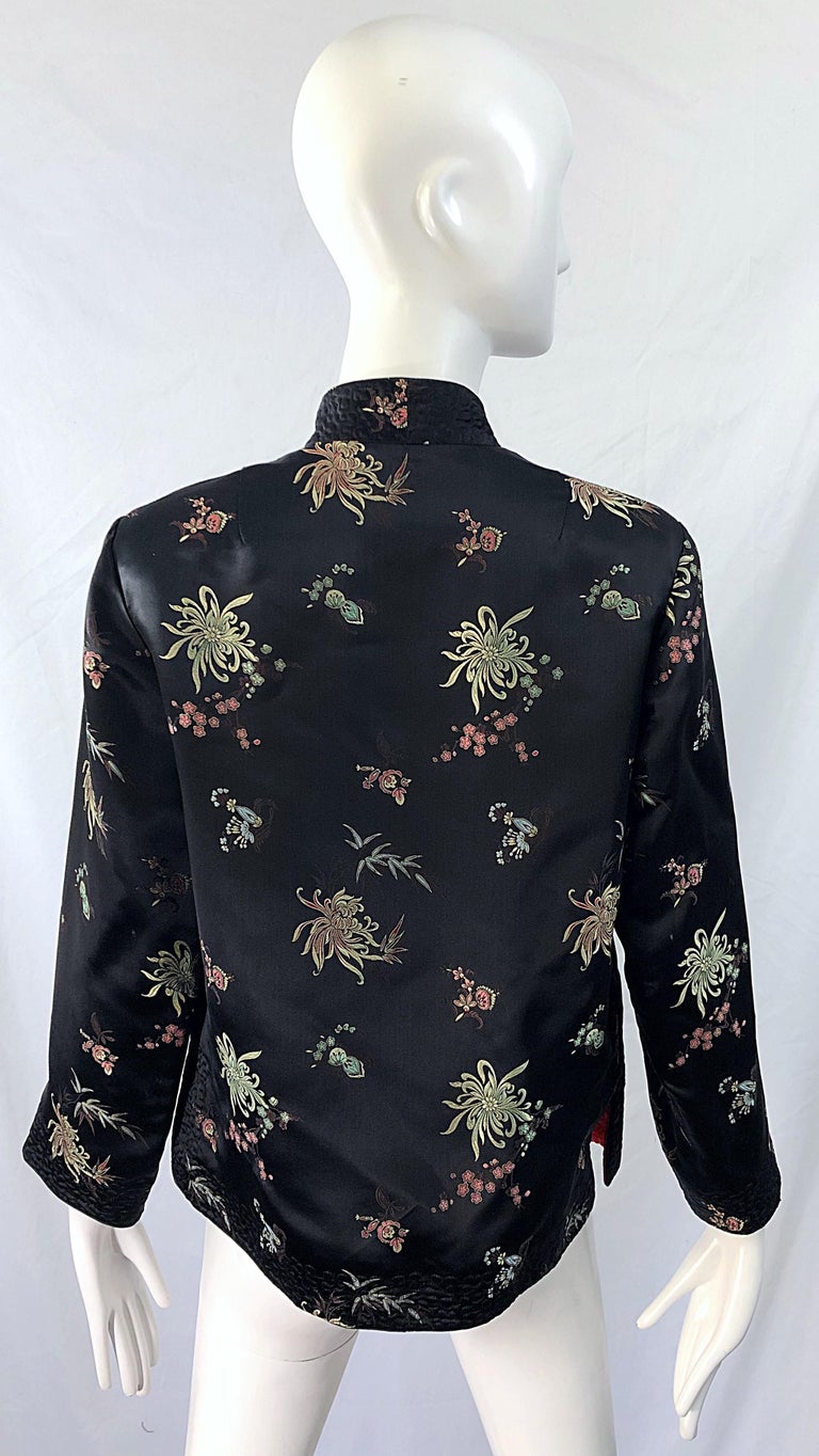 Women's 1960s Black + Red Asian Silk Reversible Mandarin Collar Vintage 60s Jacket For Sale