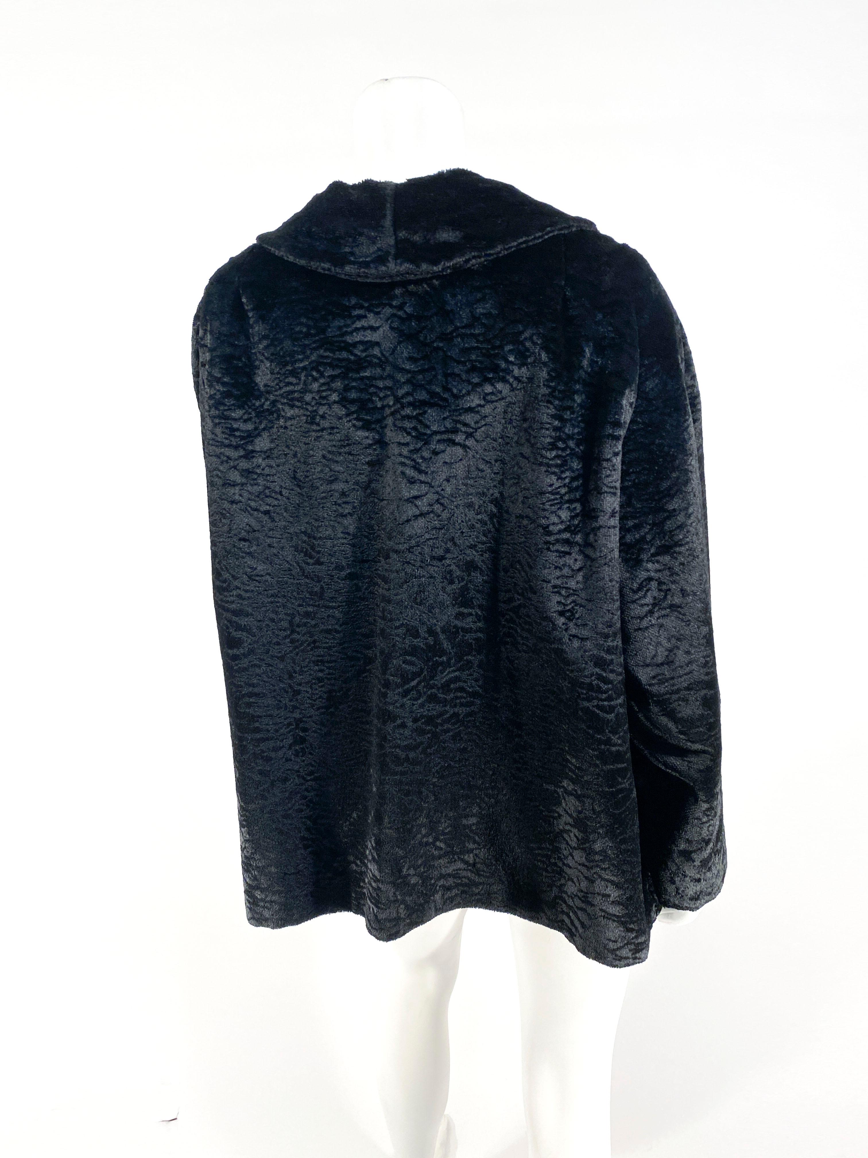 1960s Black Sculpted Velour Jacket For Sale 1