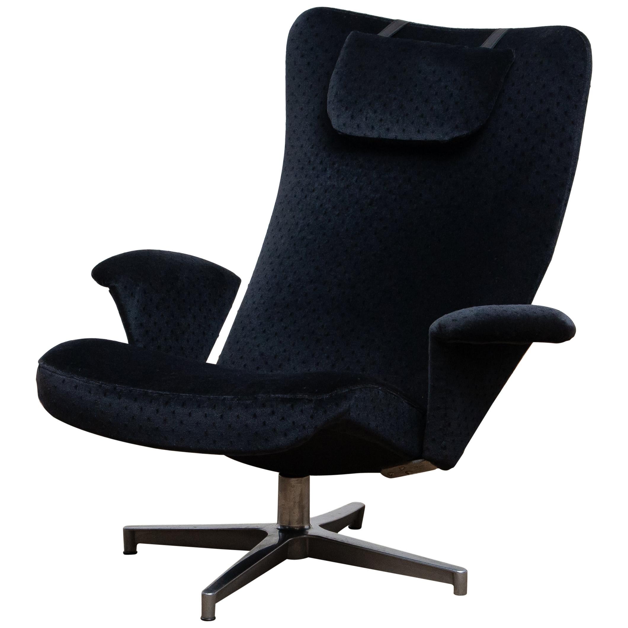 1960s, Black Velvet Contourett Ronto Swivel Chair by Alf Svenson for Dux Sweden