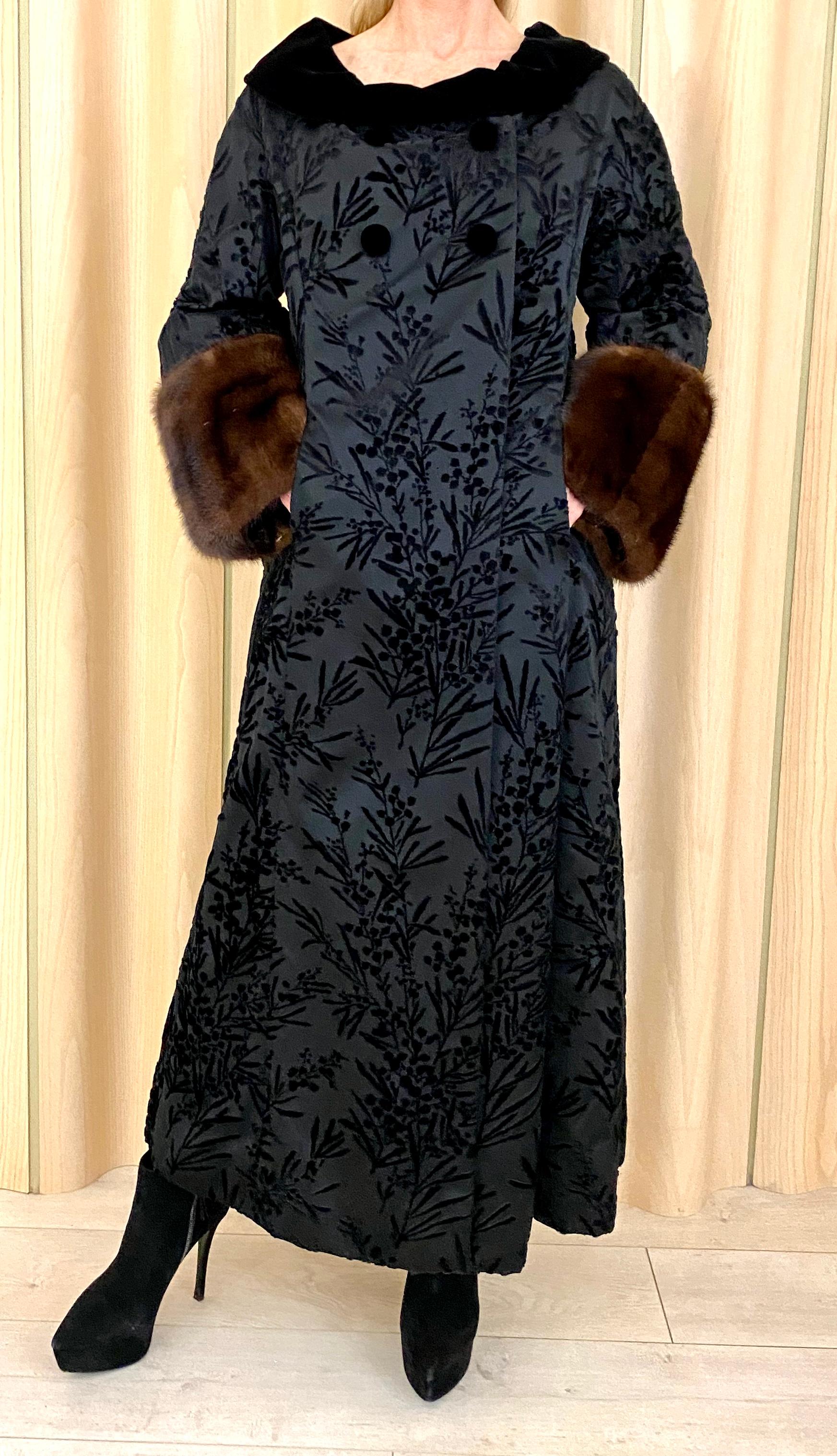 1960s Black Velvet Jacquard Coat For Sale 3