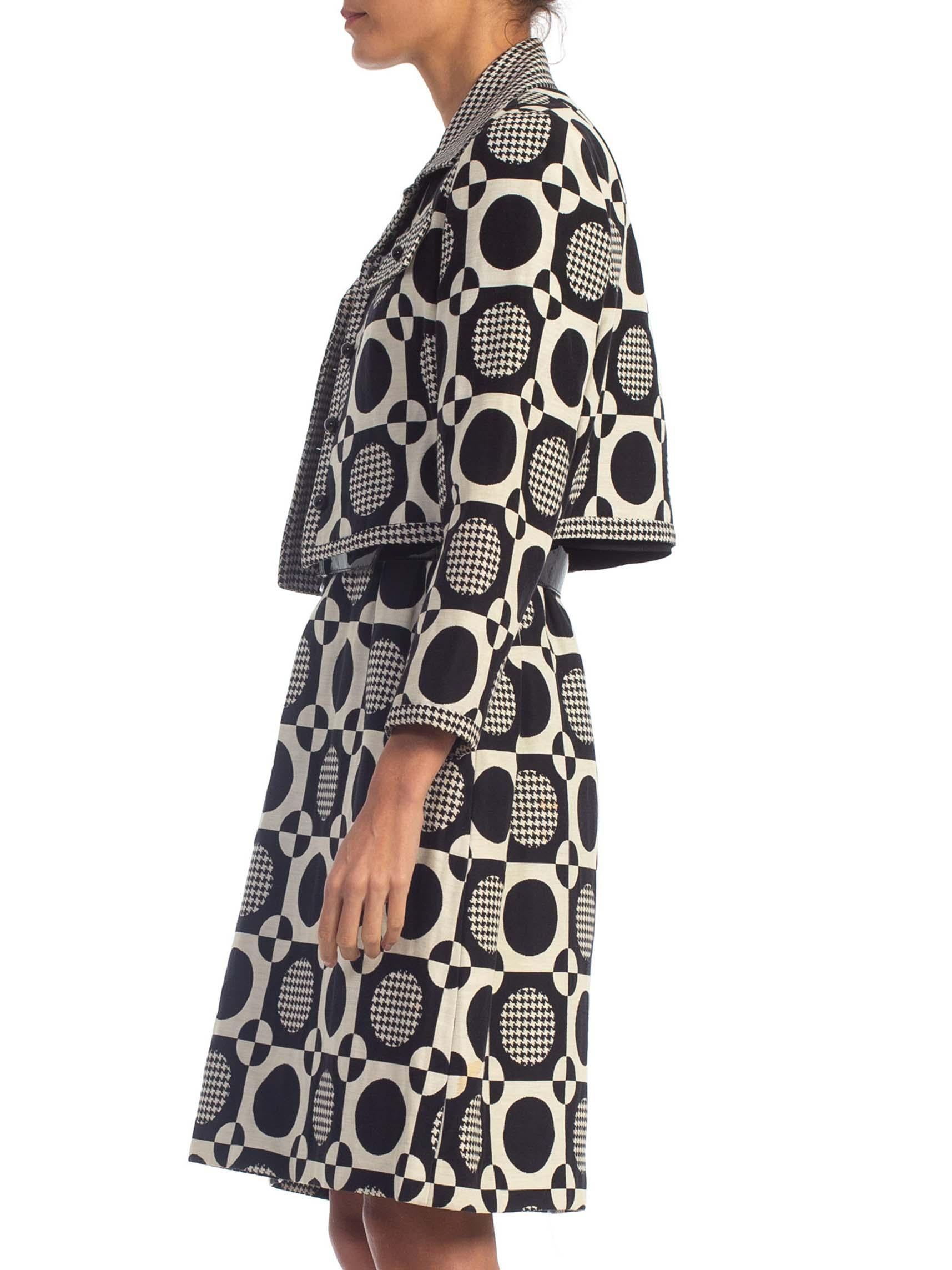 Women's 1960'S Black & White Cotton Blend Jaquard Mod Op-Art Dress With Matching Jacket