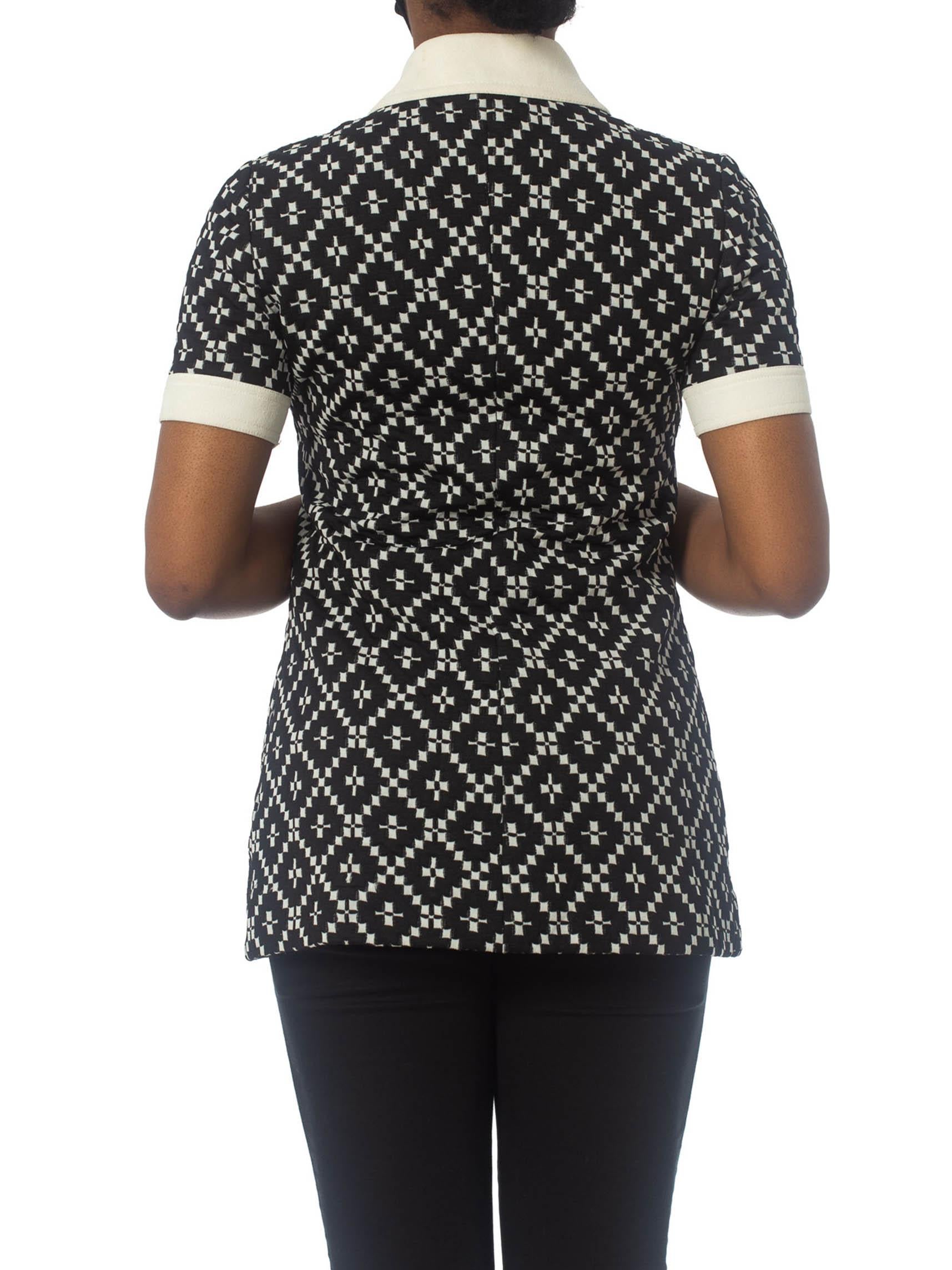 Schwarz-weißes Polyester-Jaquard-Strick-Op-Art Micro Mini-Dress-Tunika-Oberteil aus den 1960er Jahren Damen