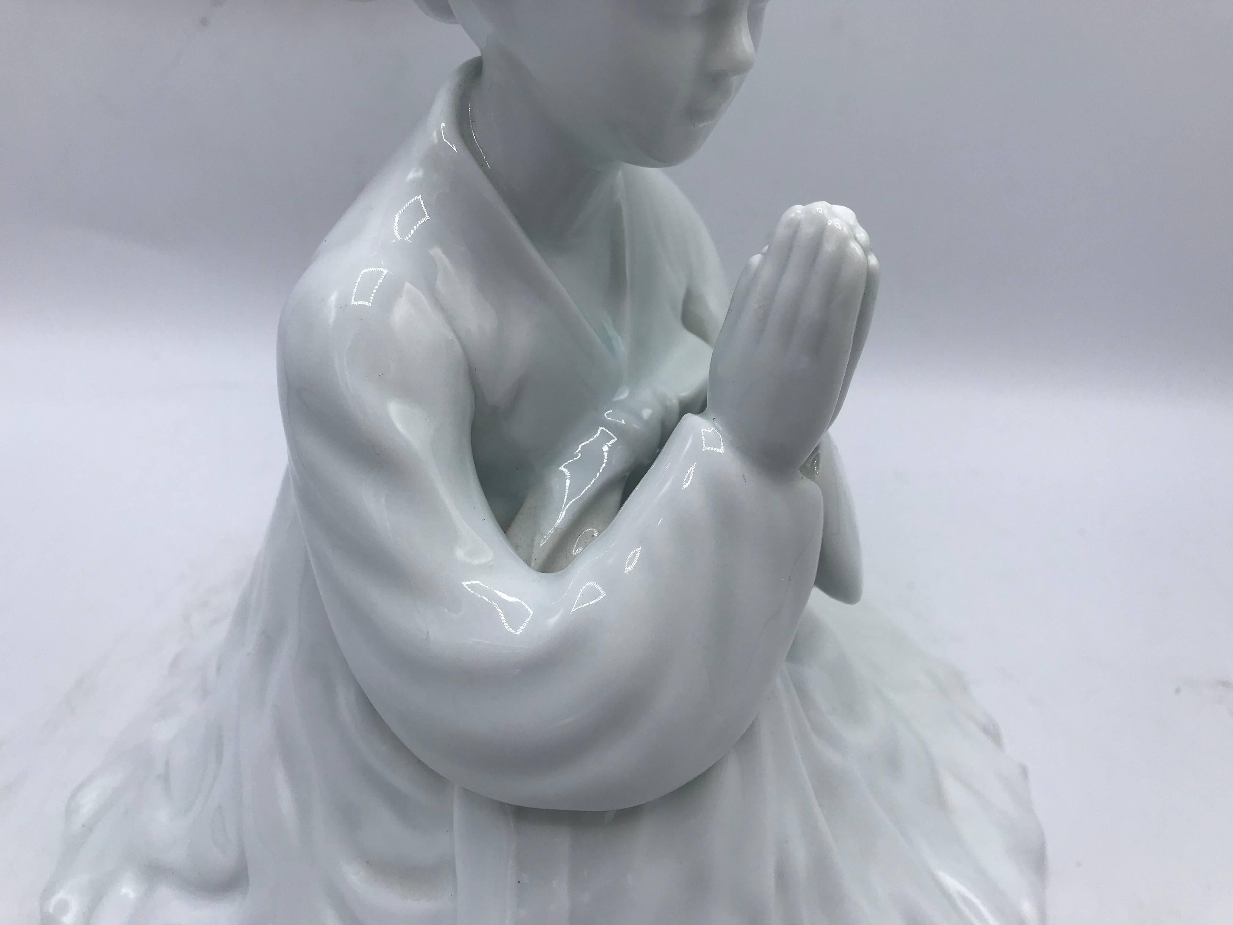 1960s Blanc de Chine Porcelain Praying Geisha in Kimono Sculpture 2