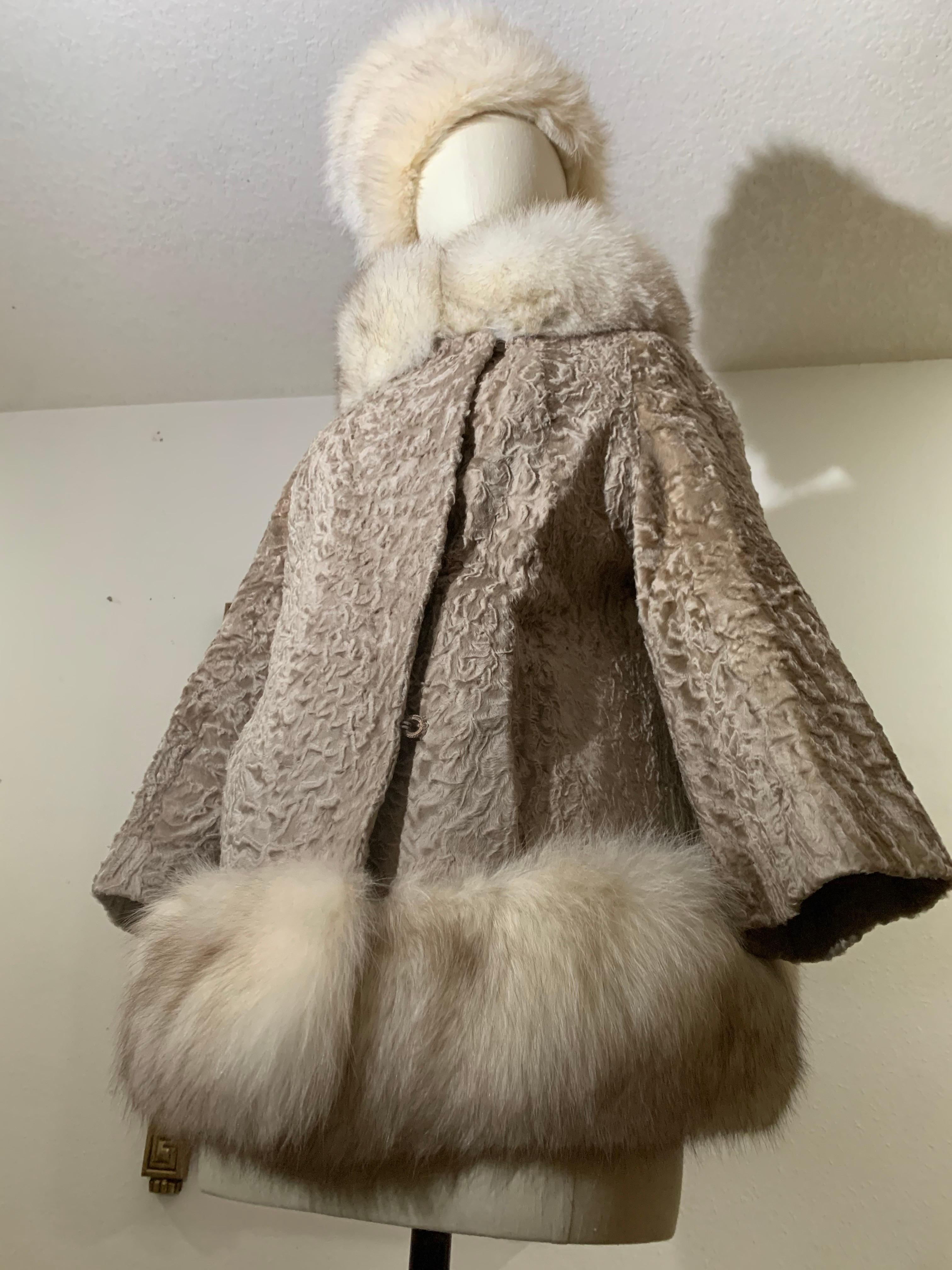 1960s Blonde Astrakhan Princess Fur Coat w Lush Fox Fur Trim & Adolfo Fox Hat In Excellent Condition In Gresham, OR