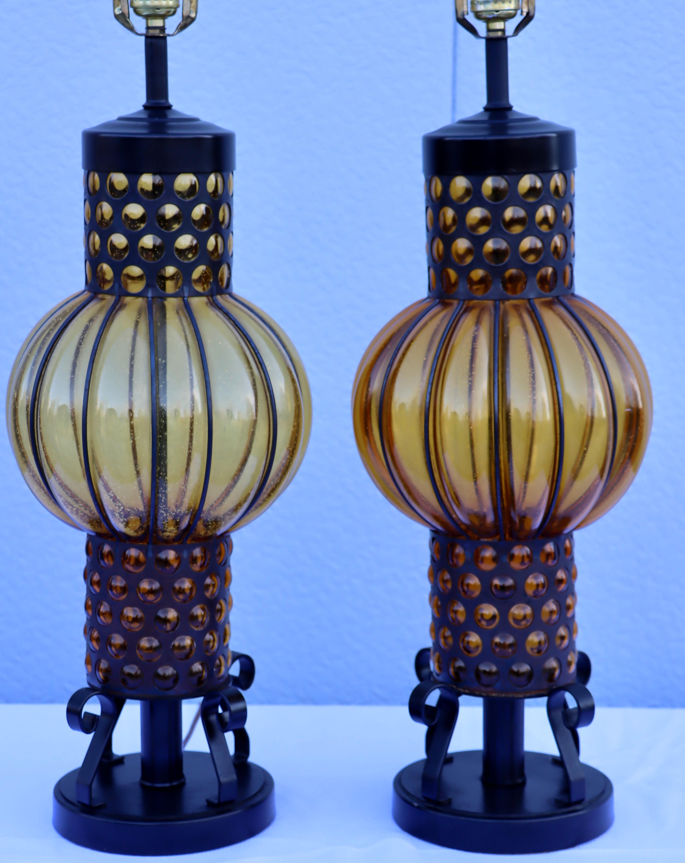 1960s blown glass and iron table lamps from Spain, in vintage original condition with some wear and patina due to age and use.

Measures: Height to light socket 26''.