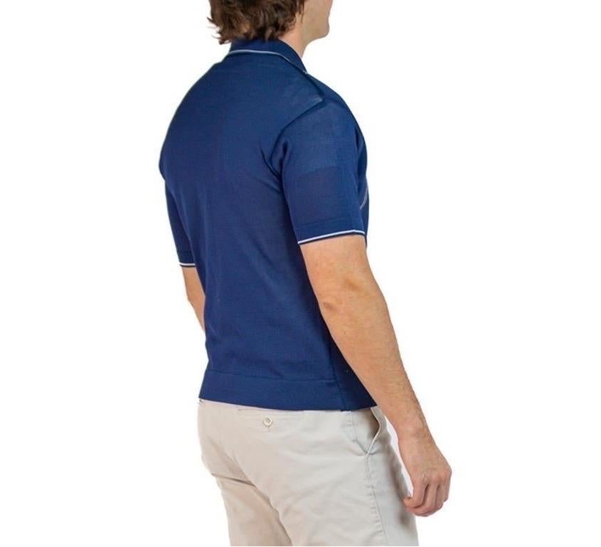 Blaues Acetat-Strickhemd für Männer aus den 1960er Jahren mit kontrastierenden weißen Verzierungen Herren im Angebot