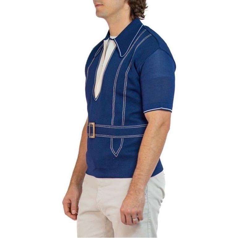 Blaues Acetat-Strickhemd für Männer aus den 1960er Jahren mit kontrastierenden weißen Verzierungen im Angebot 3