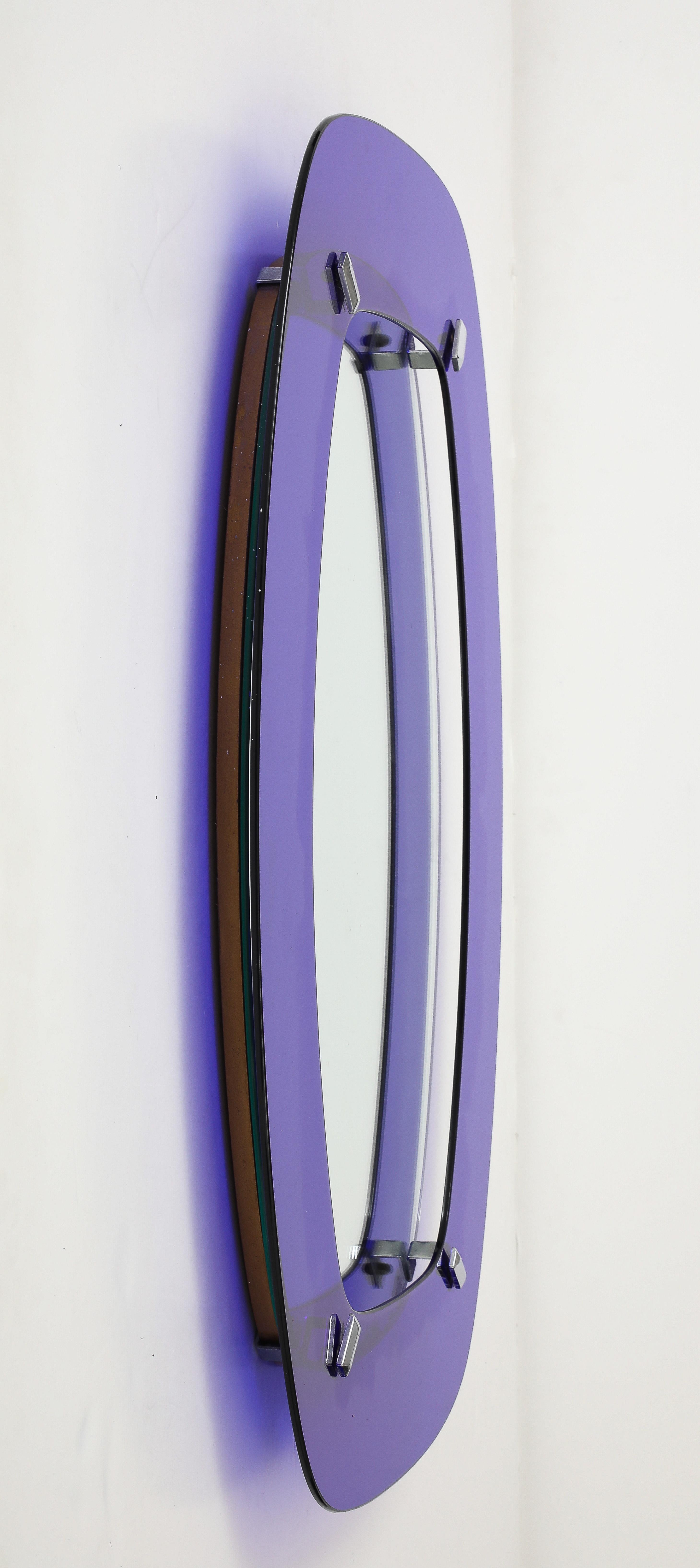 Miroir mural italien à cadre flottant bleu cobalt des années 1960 en vente 1