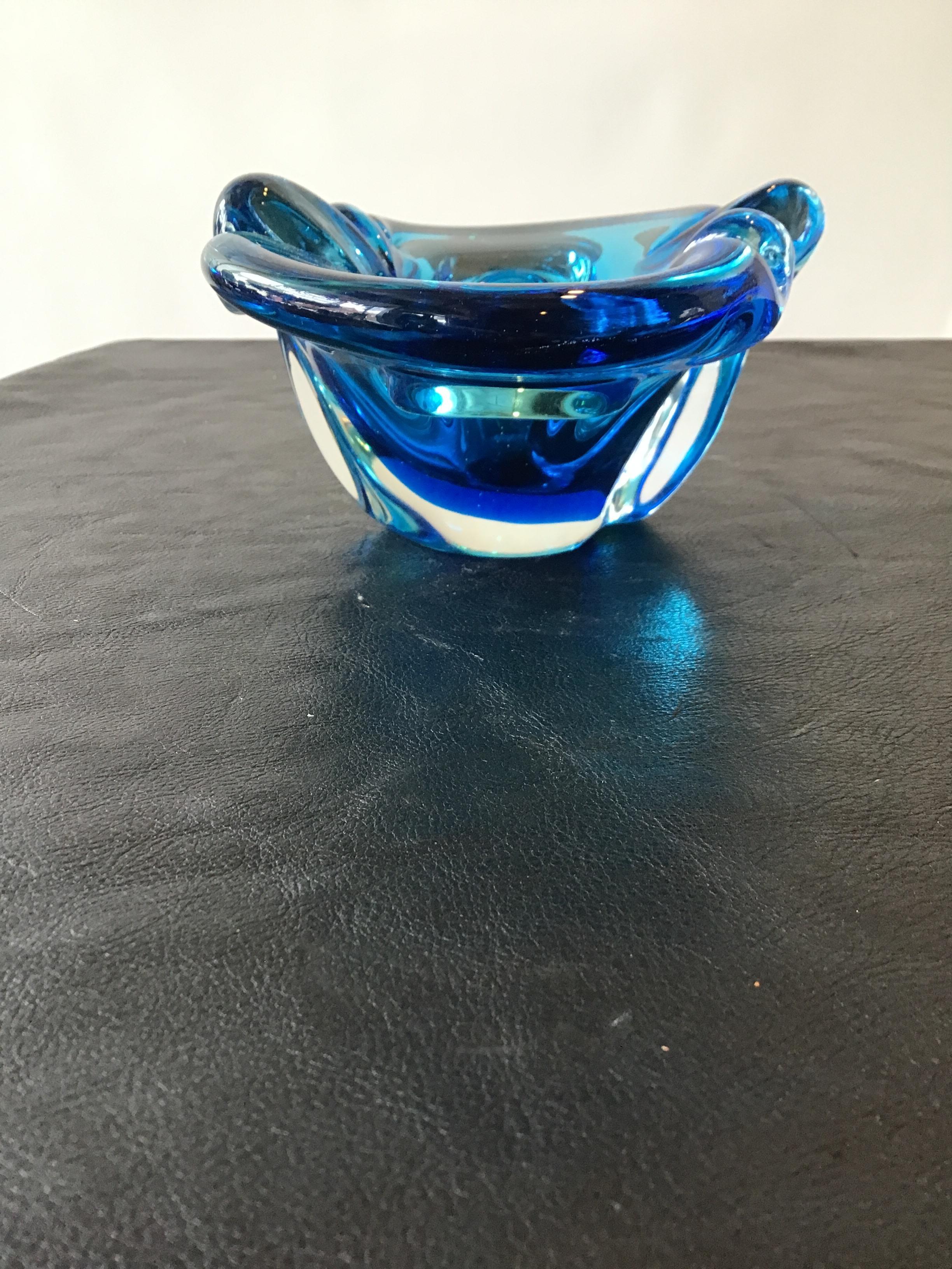 1960s Blue Marano Glass  Bowl In Good Condition In Tarrytown, NY