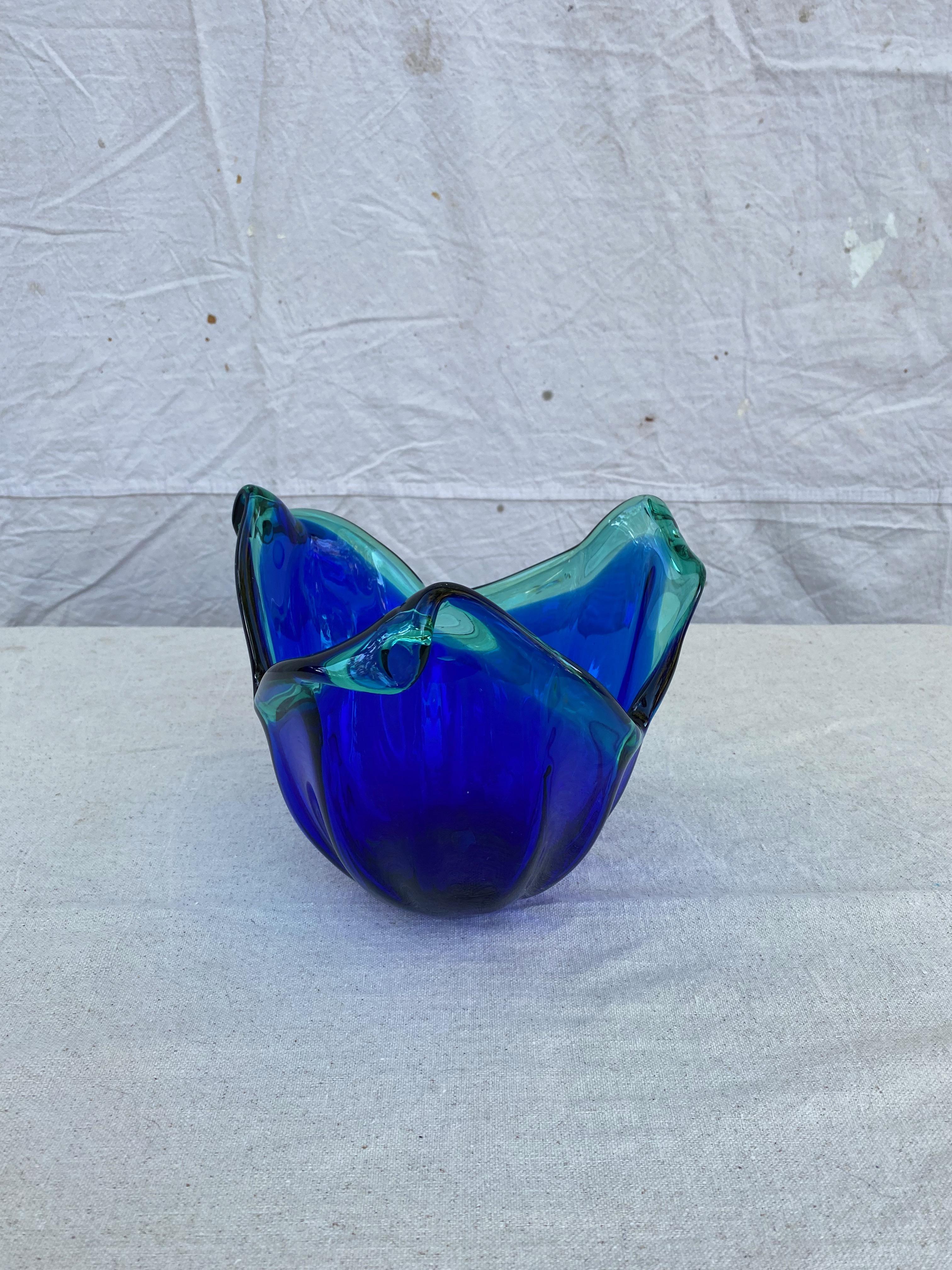 1960s Blue Murano with Teal Green Accents Vase 6