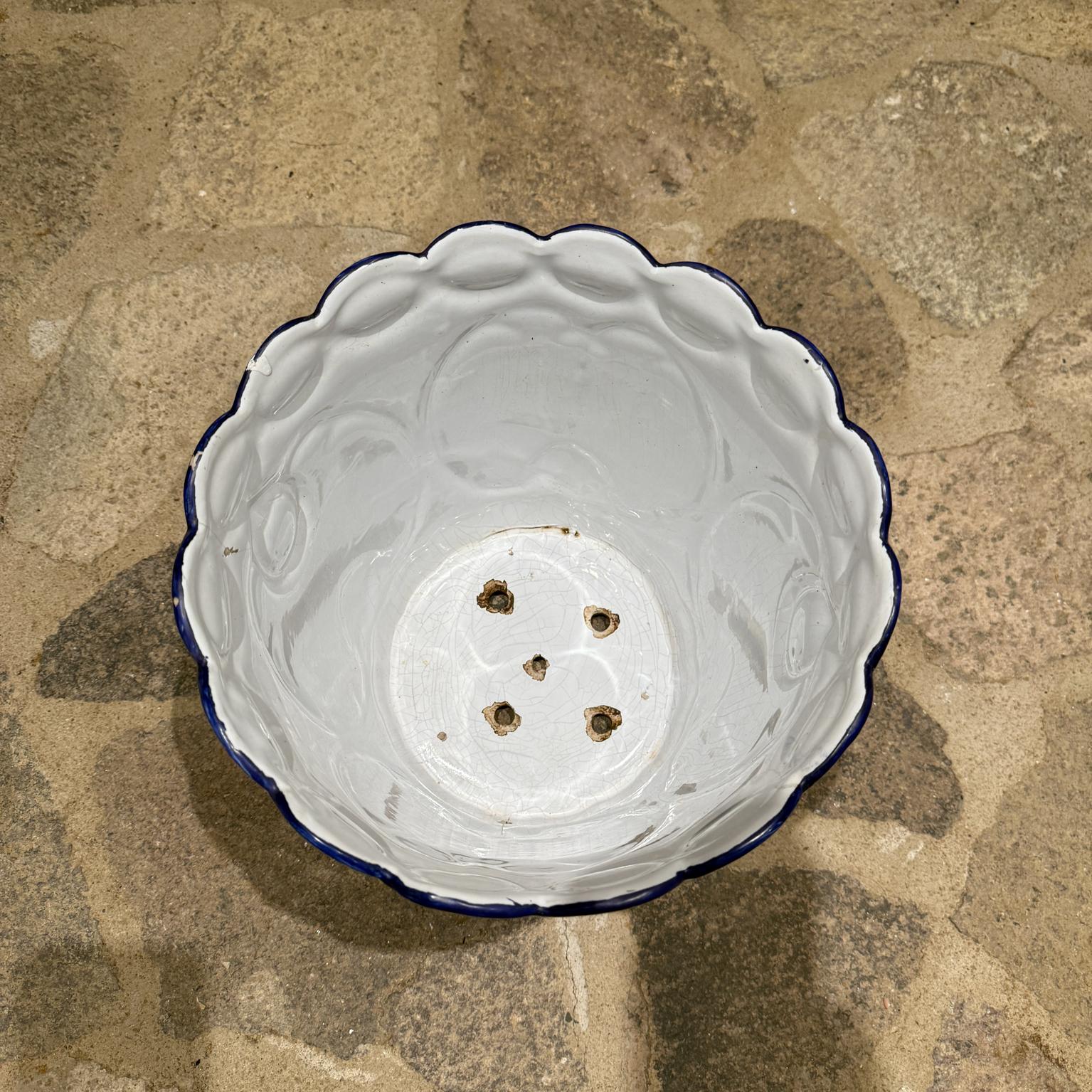 Pottery 1960s Hand Painted Blue Scalloped Planter Portugal For Sale