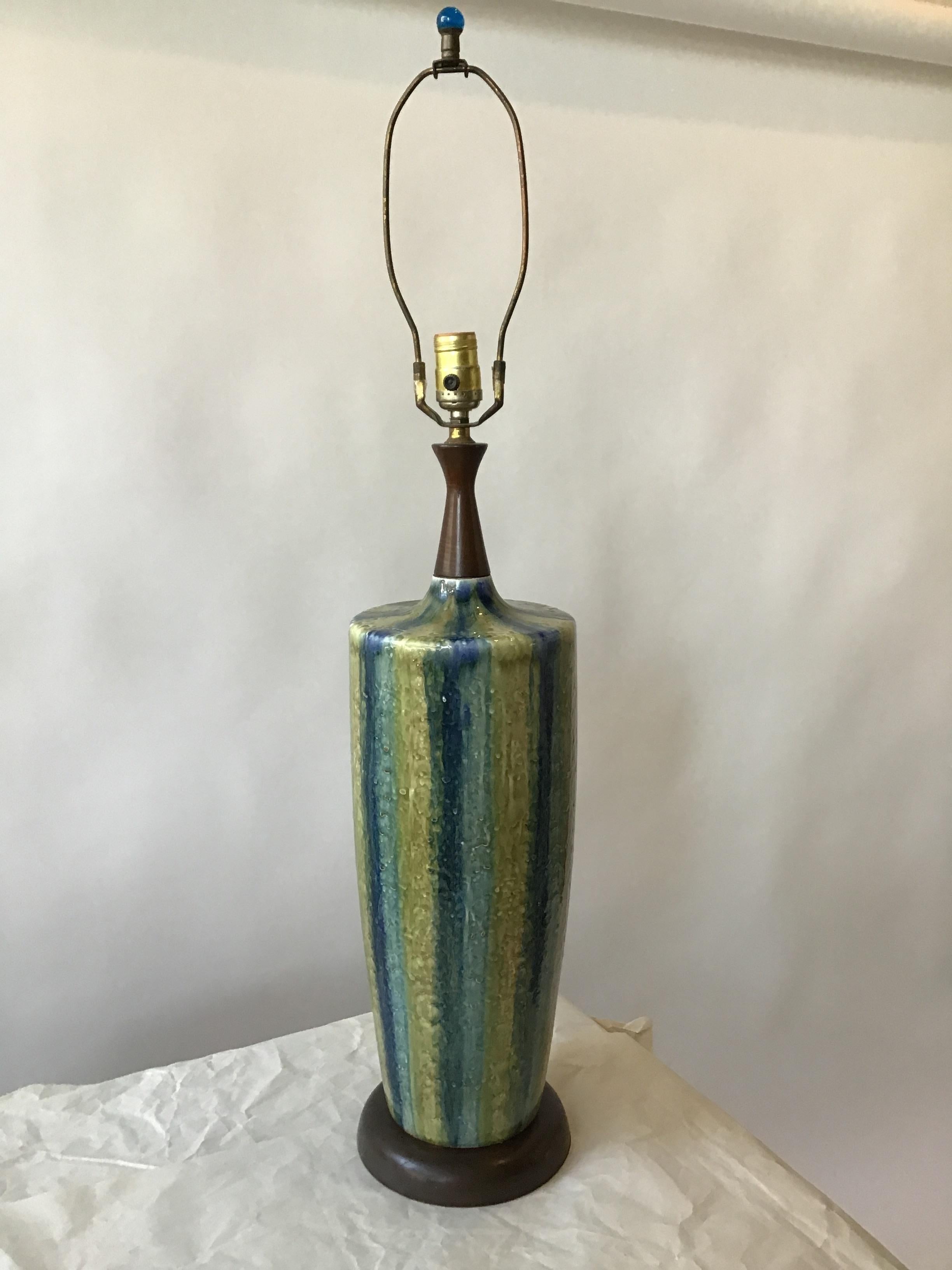 1960s Blue Striped Ceramic Lamp In Good Condition For Sale In Tarrytown, NY