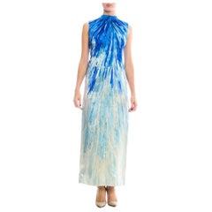 Robe haute couture bleue et blanche en velours de soie duchesse et satin coupé avec nœuds, années 1960