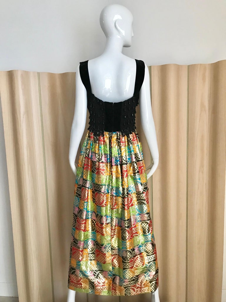  1960s Bob Bugnand Black and Gold Metallic Cocktail Dress In Excellent Condition For Sale In Beverly Hills, CA