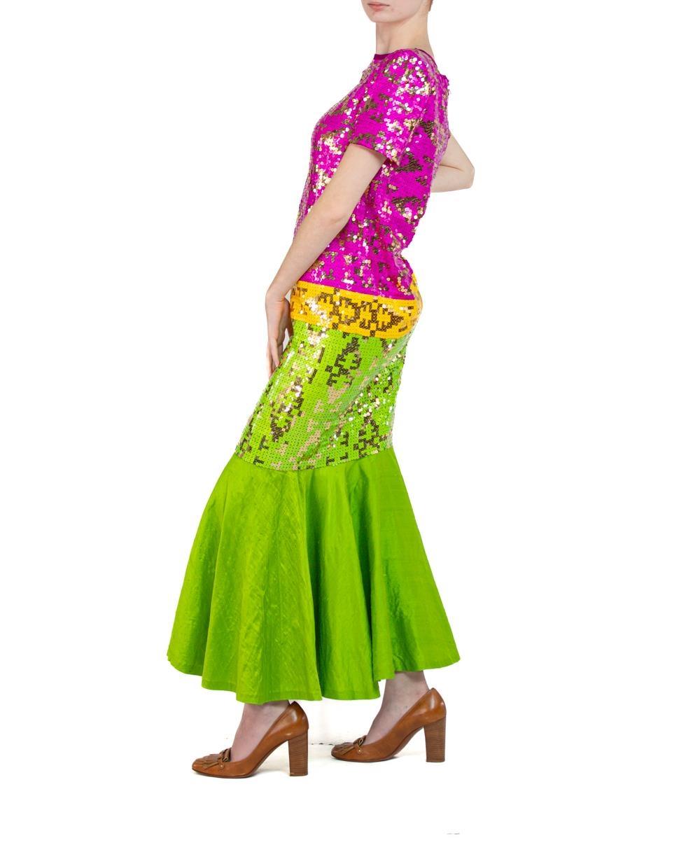 1960S BOB MACKIE Rosa, Gelb & Grünes Paillettenkleid im Zustand „Hervorragend“ im Angebot in New York, NY