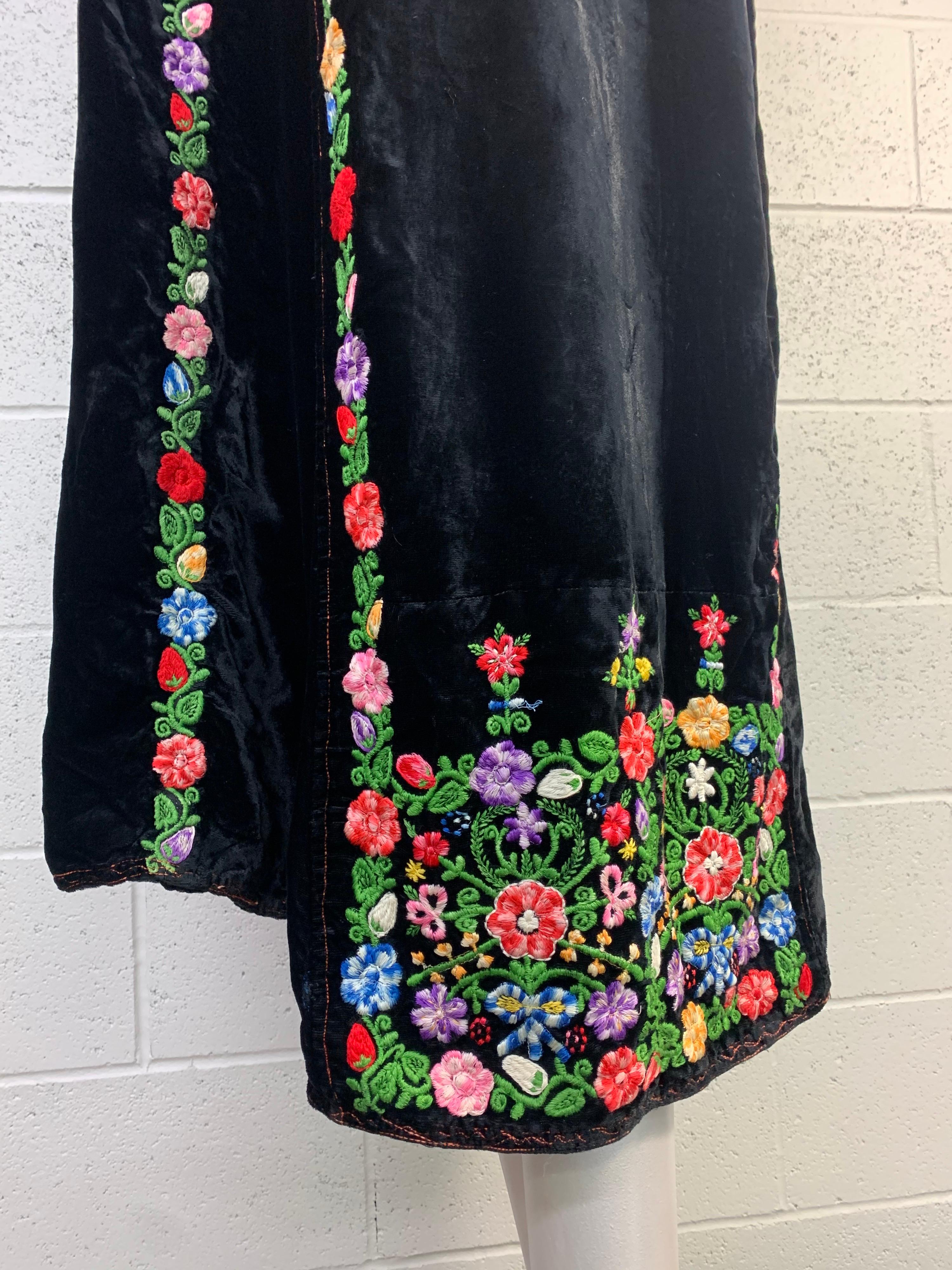 Women's 1960s Boho Renaissance-Styled Black Velvet Dress w/ Floral Embroidery Panels. 