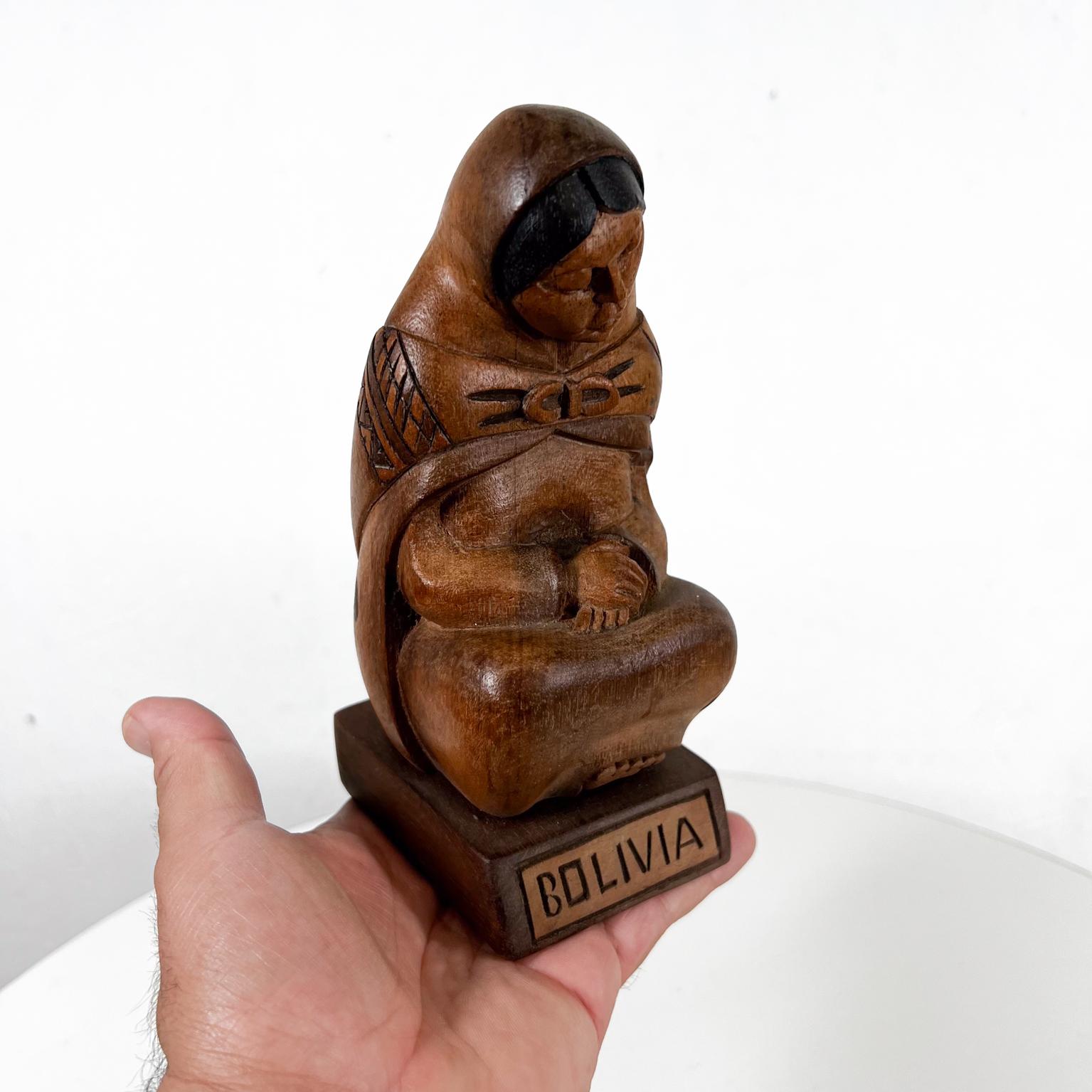 1960s Bolivia Wood Hand Carving Mother and Child 5
