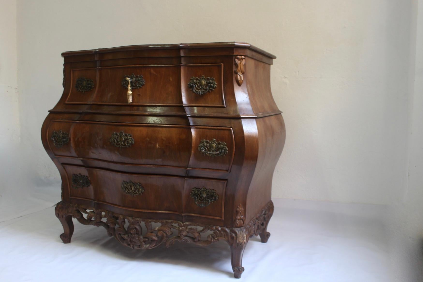 Bombé Louis XV Rococo Bombe Commode or Chest of Drawers by Mariano García, 1960s For Sale 2