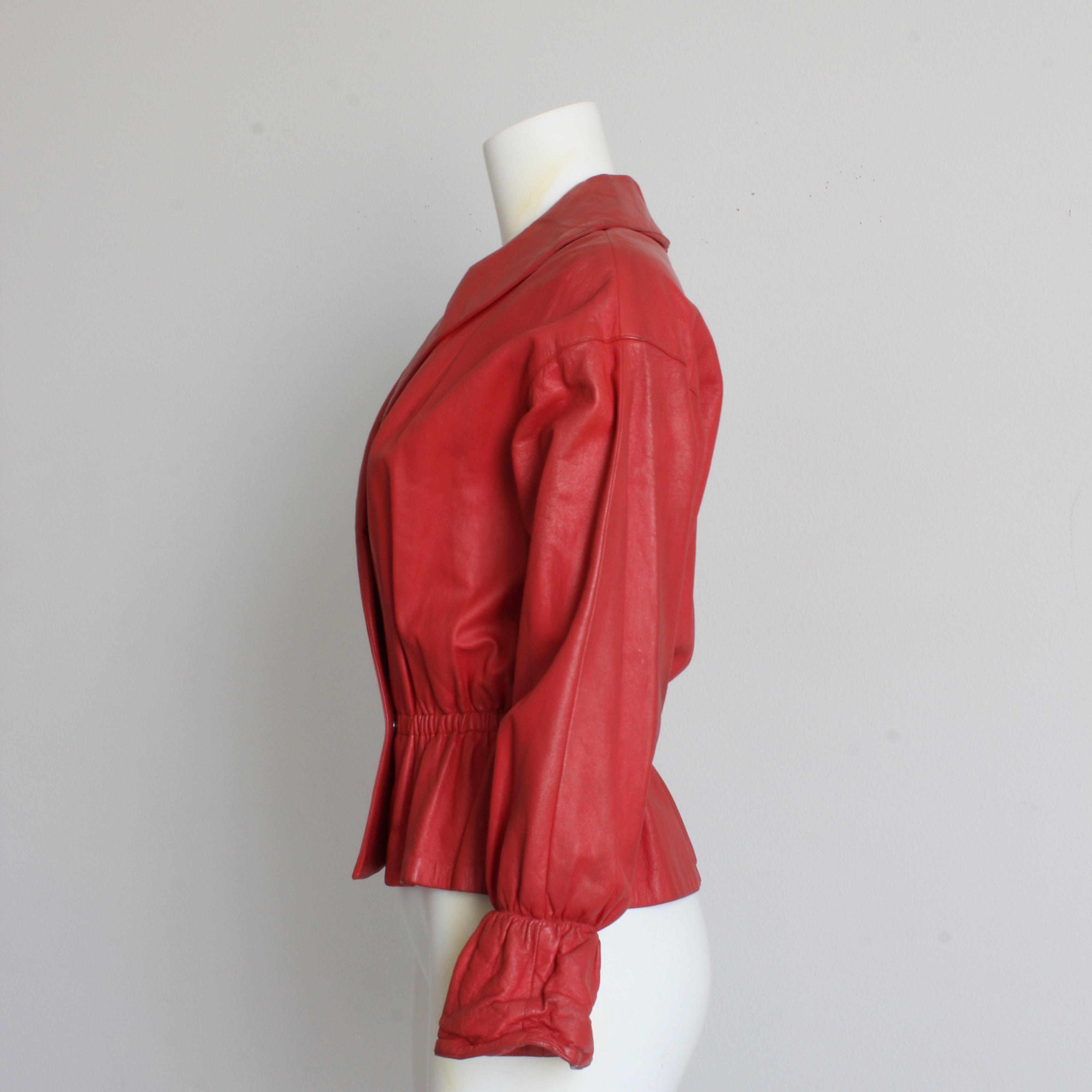 1960s Bonnie Cashin for Sills Red Leather Jacket Dolman Sleeves Shawl Collar HTF en vente 2