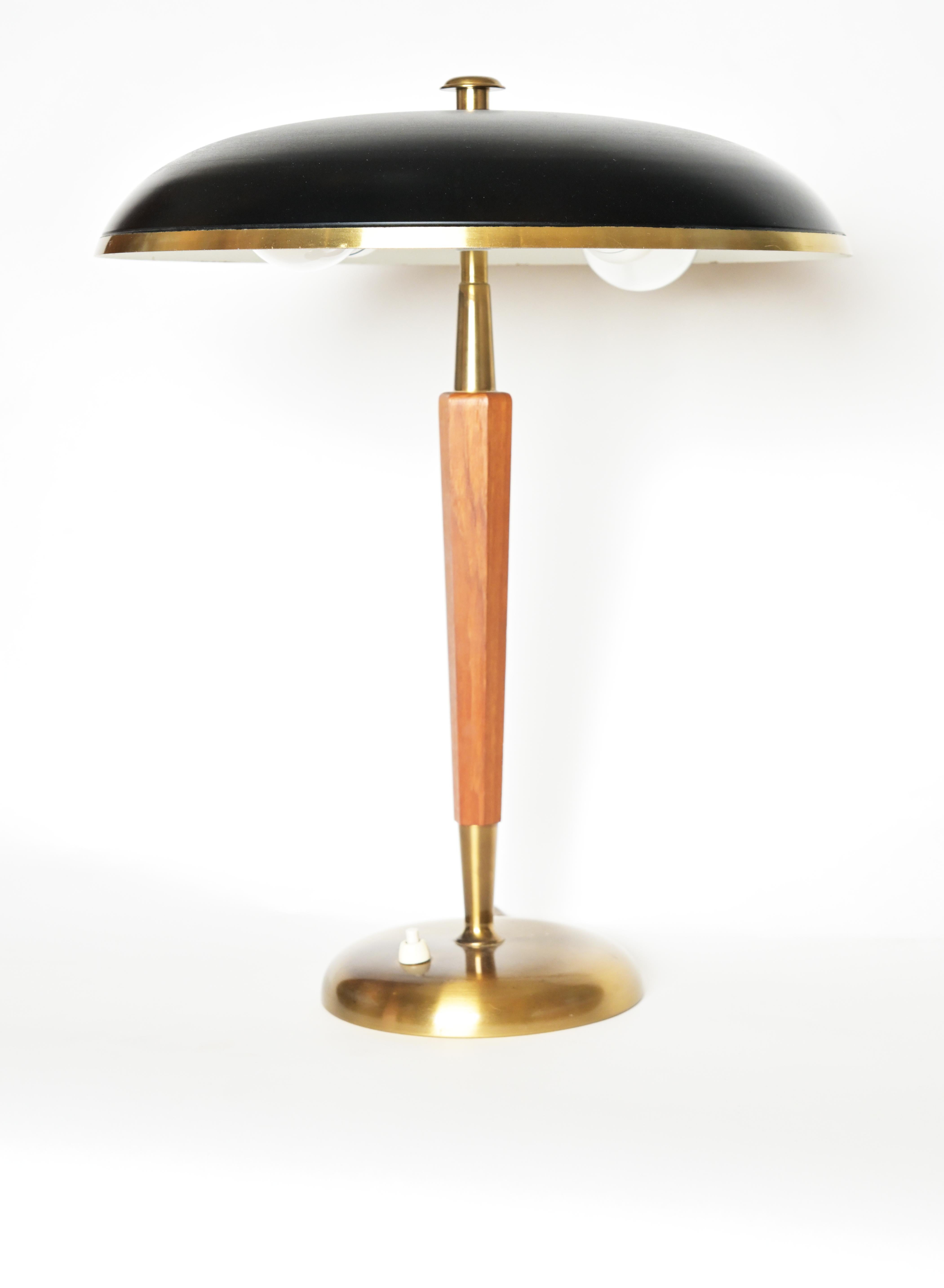 Scandinavian Modern 1960s Boréns Brass and Teak Desk Lamp