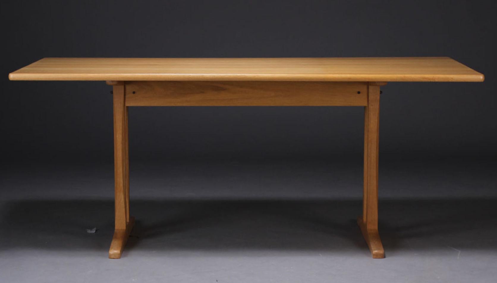 Scandinavian Modern 1960s Borge Mogensen Fully Restored Shaker Dining Table in Oak by FDB Mobler For Sale