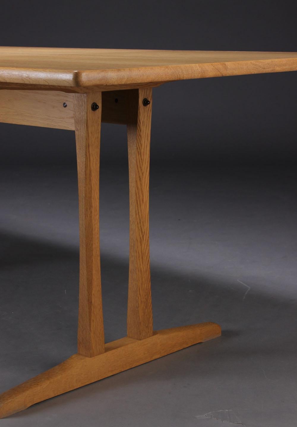 Danish 1960s Borge Mogensen Fully Restored Shaker Dining Table in Oak by FDB Mobler For Sale