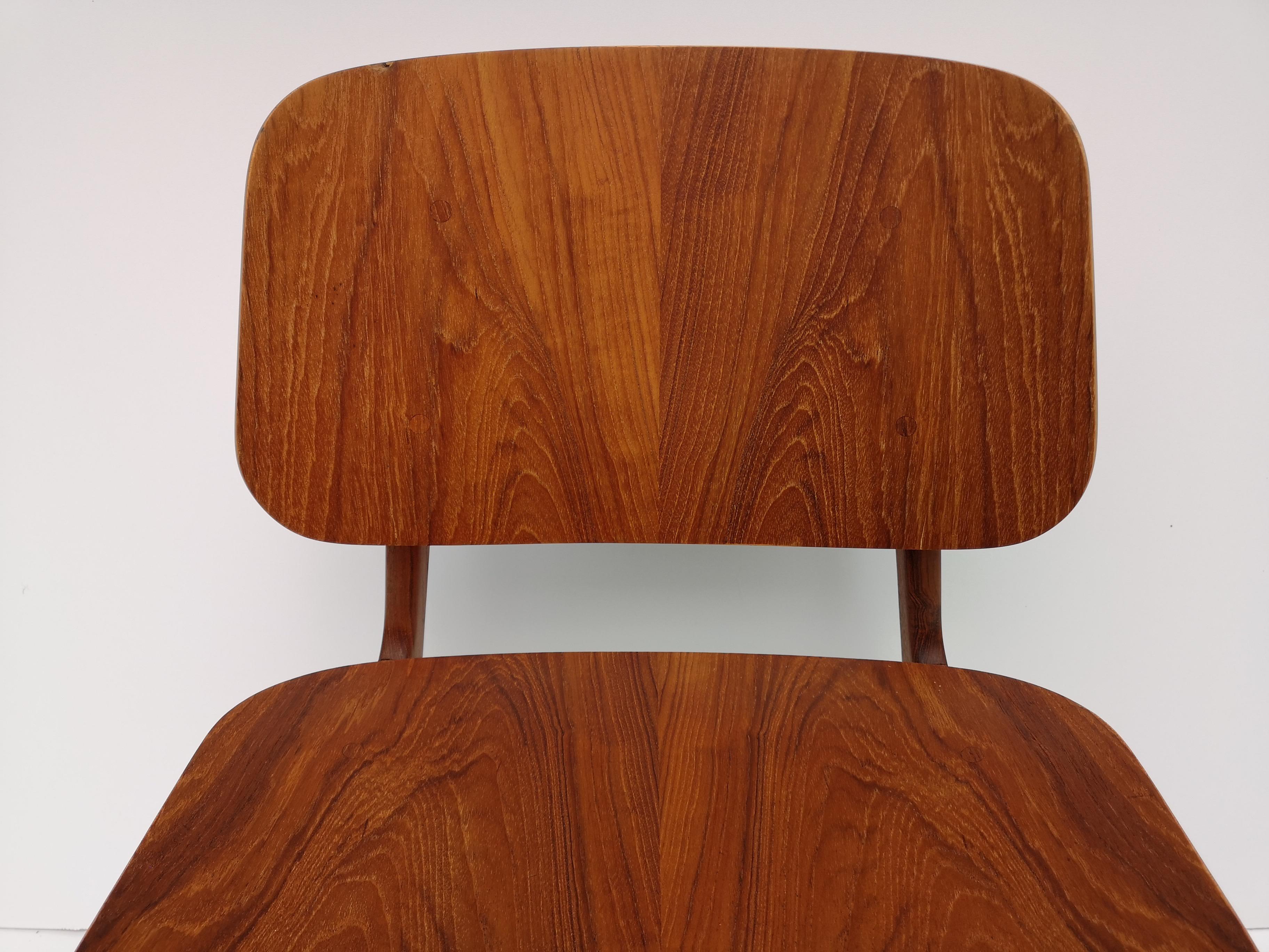 1960s Borge Mogensen Model 122 Teak Dining / Desk Chair for Soborg Mobelfabrik In Good Condition In Victoria, BC