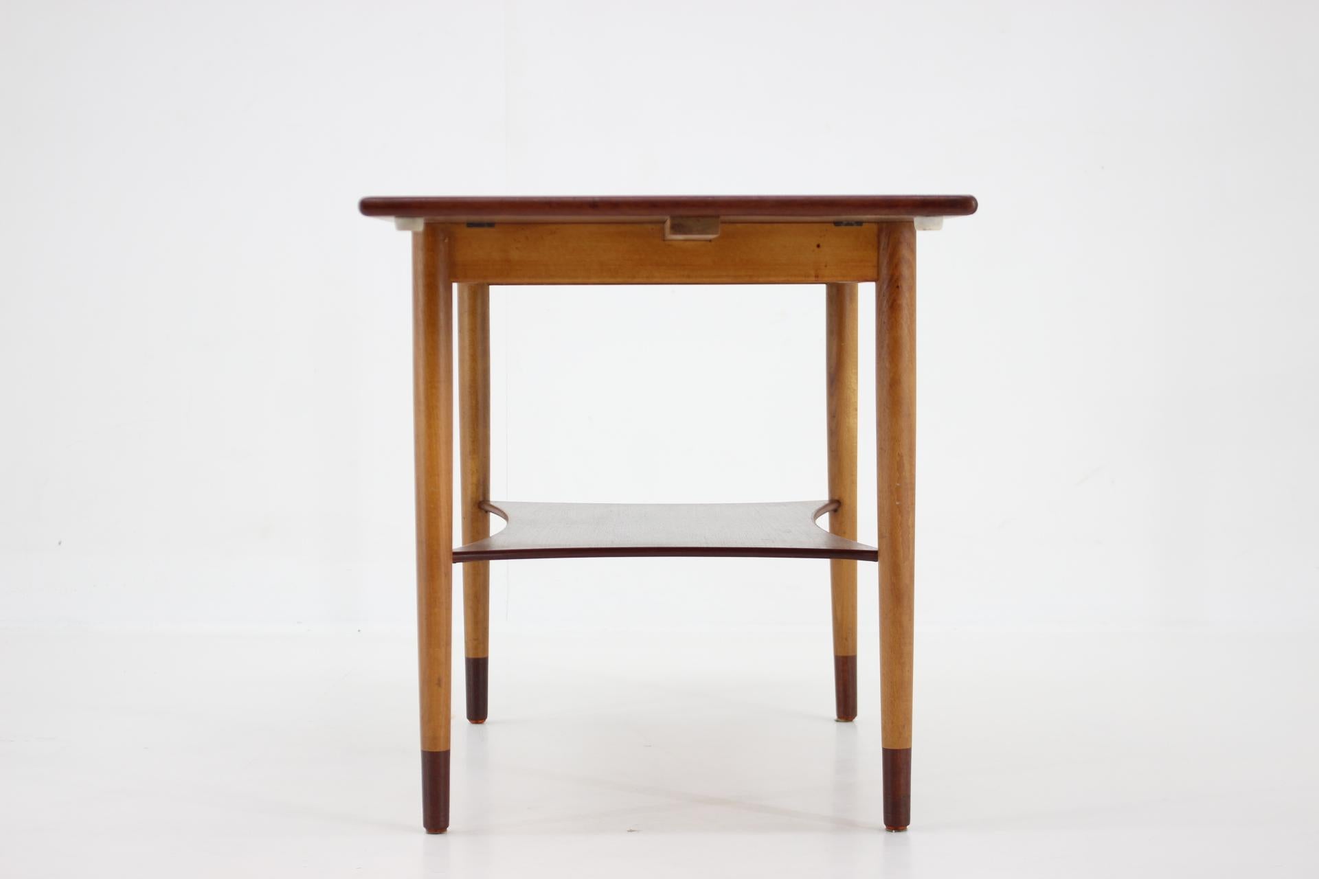 Table basse en teck et chêne Borge Mogensen des années 1960 pour Soborg Mobelfabric, Danemark Bon état - En vente à Praha, CZ