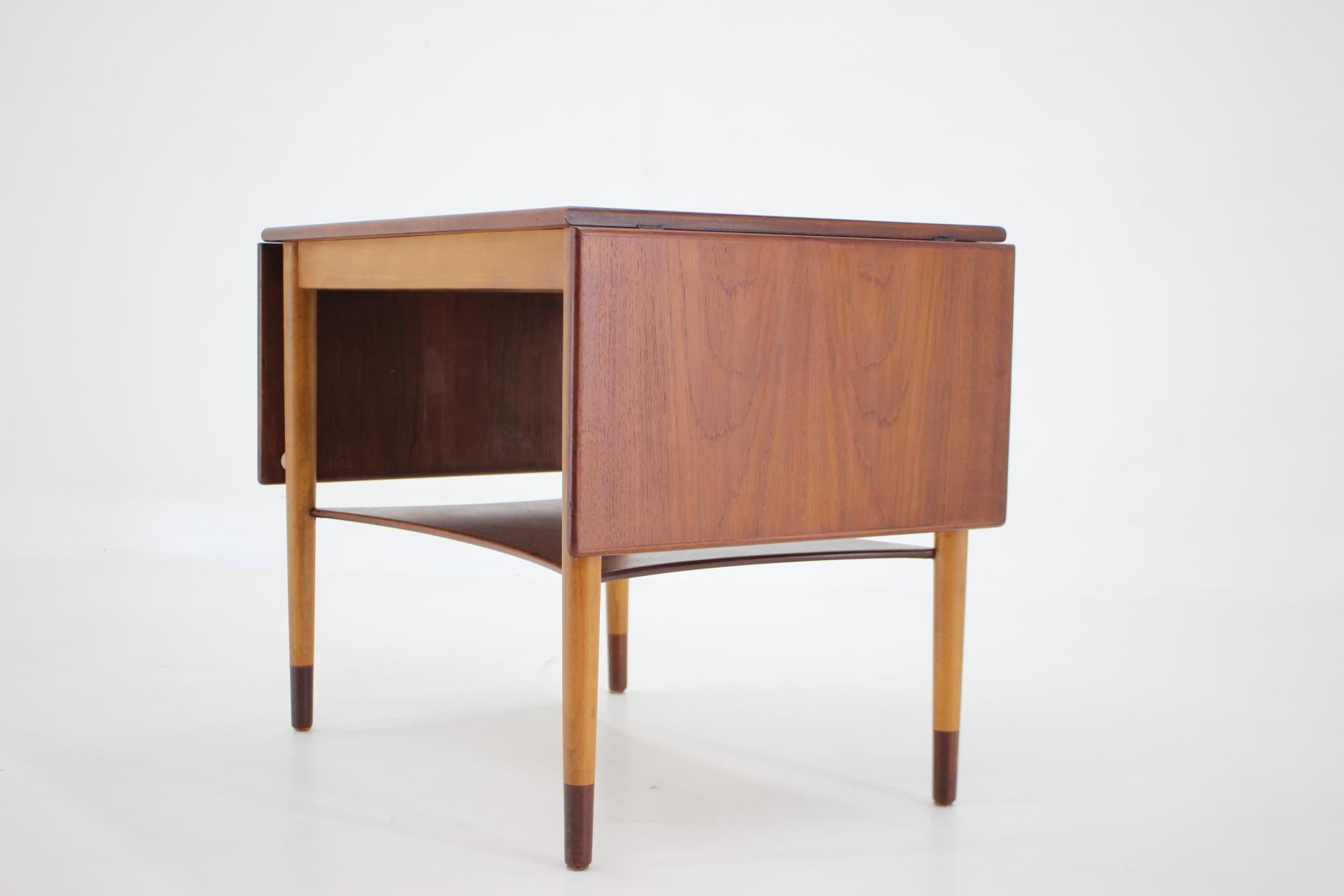 1960s Borge Mogensen Teak and Oak Coffee Table for Soborg Mobelfabric, Denmark For Sale 1