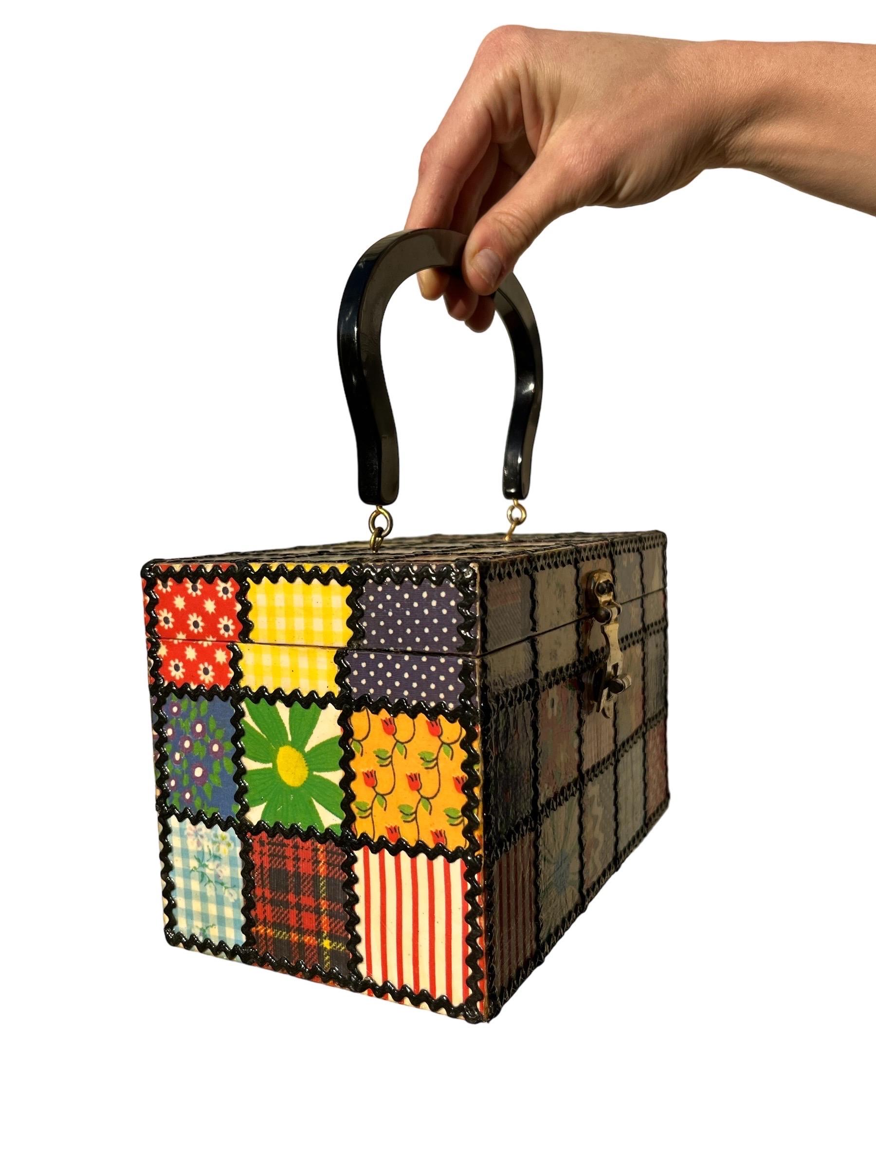 1960s Box Purse Patchwork Decoupage w/ Lucite In Good Condition In Greenport, NY