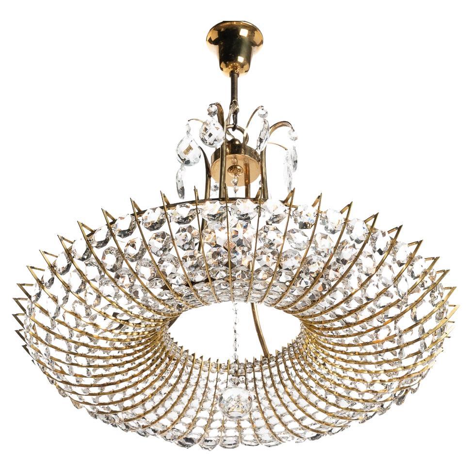 Lustre en laiton et verre de cristal des années 1960 dans le style de Lobmeyr