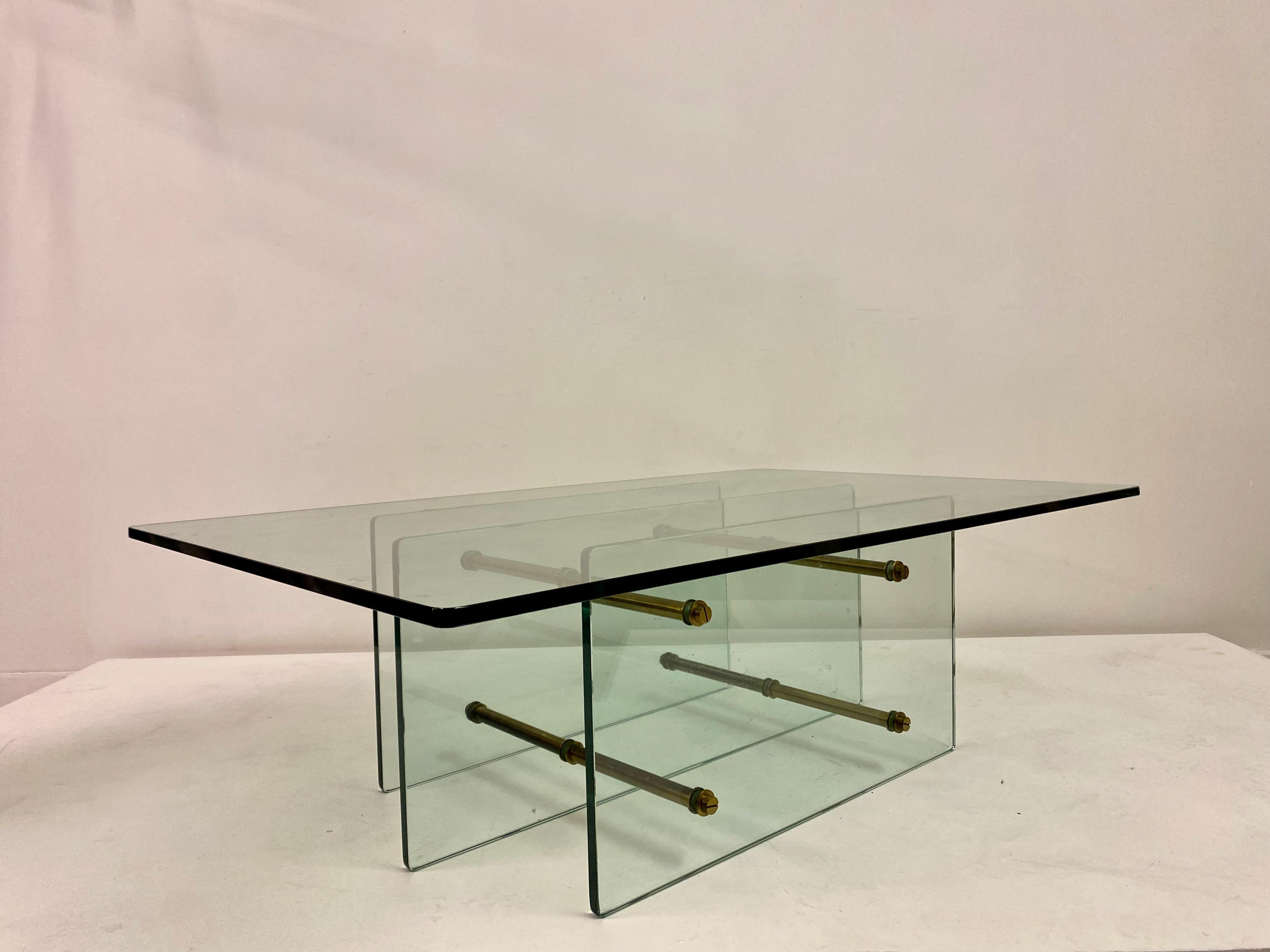 1960s Brass and Glass Coffee Table Attributed to Fontana Arte For Sale 10