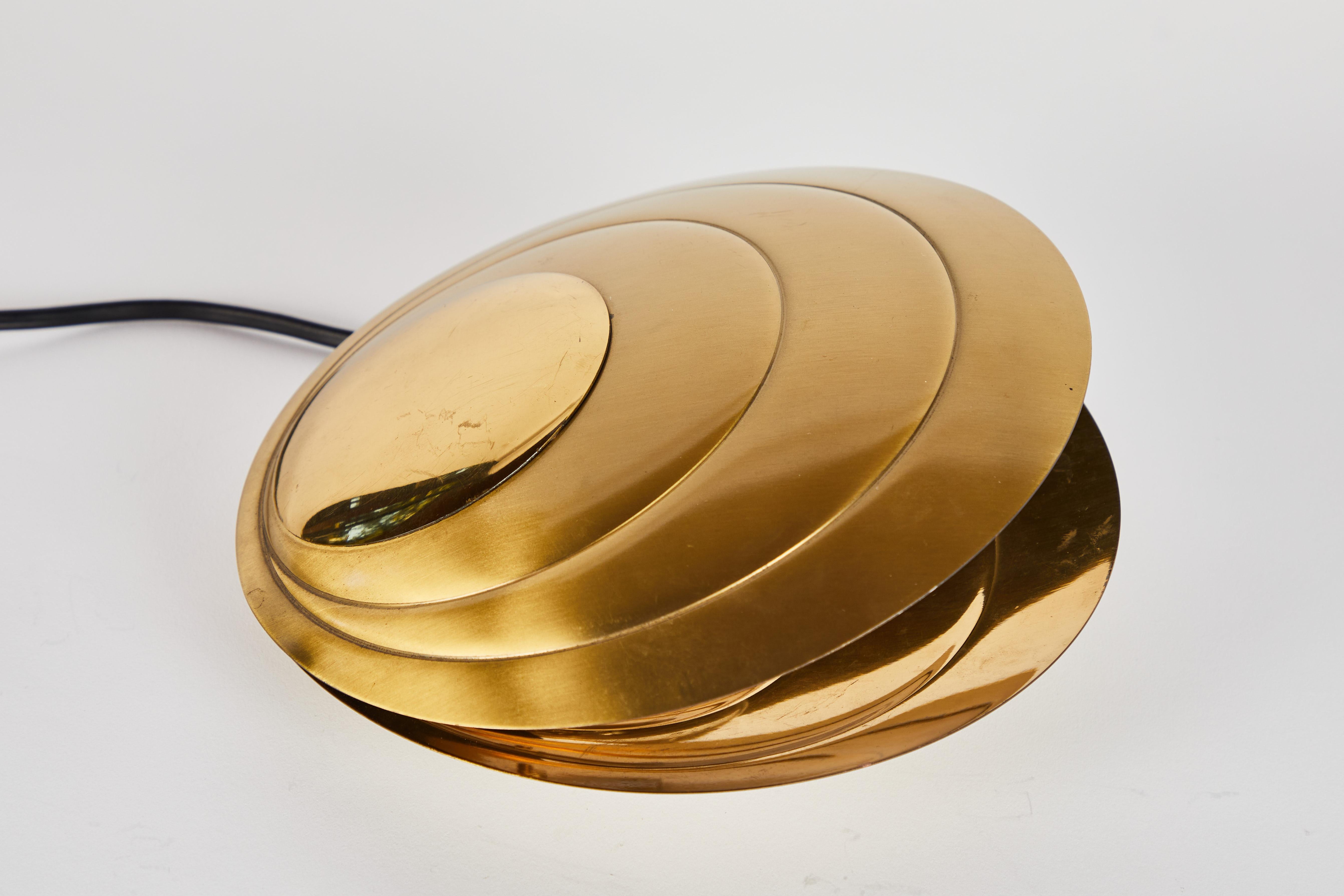 1960s Brass Clamshell Table Lamp by Angelo Brotto 8