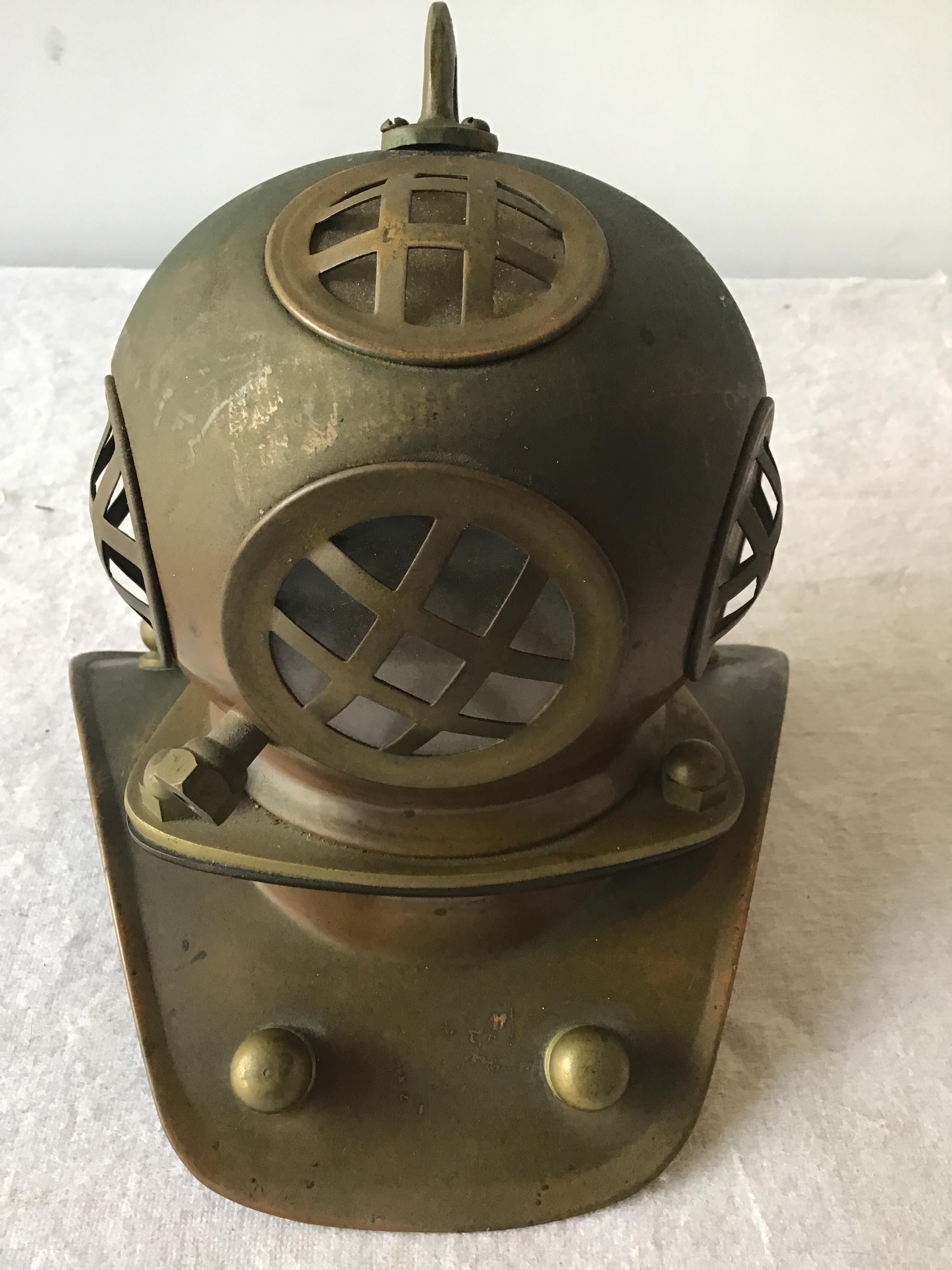 1960er Jahre Messing & Kupfer Scuba Tauchen Helm Skulptur im Angebot 1