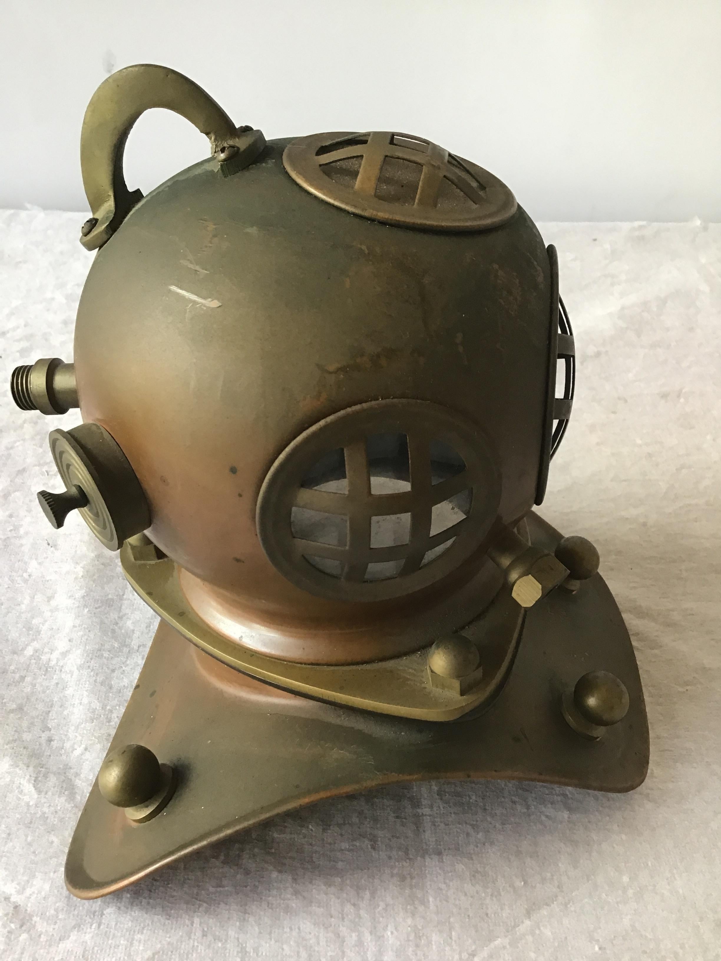 1960er Jahre Messing & Kupfer Scuba Tauchen Helm Skulptur im Angebot 3