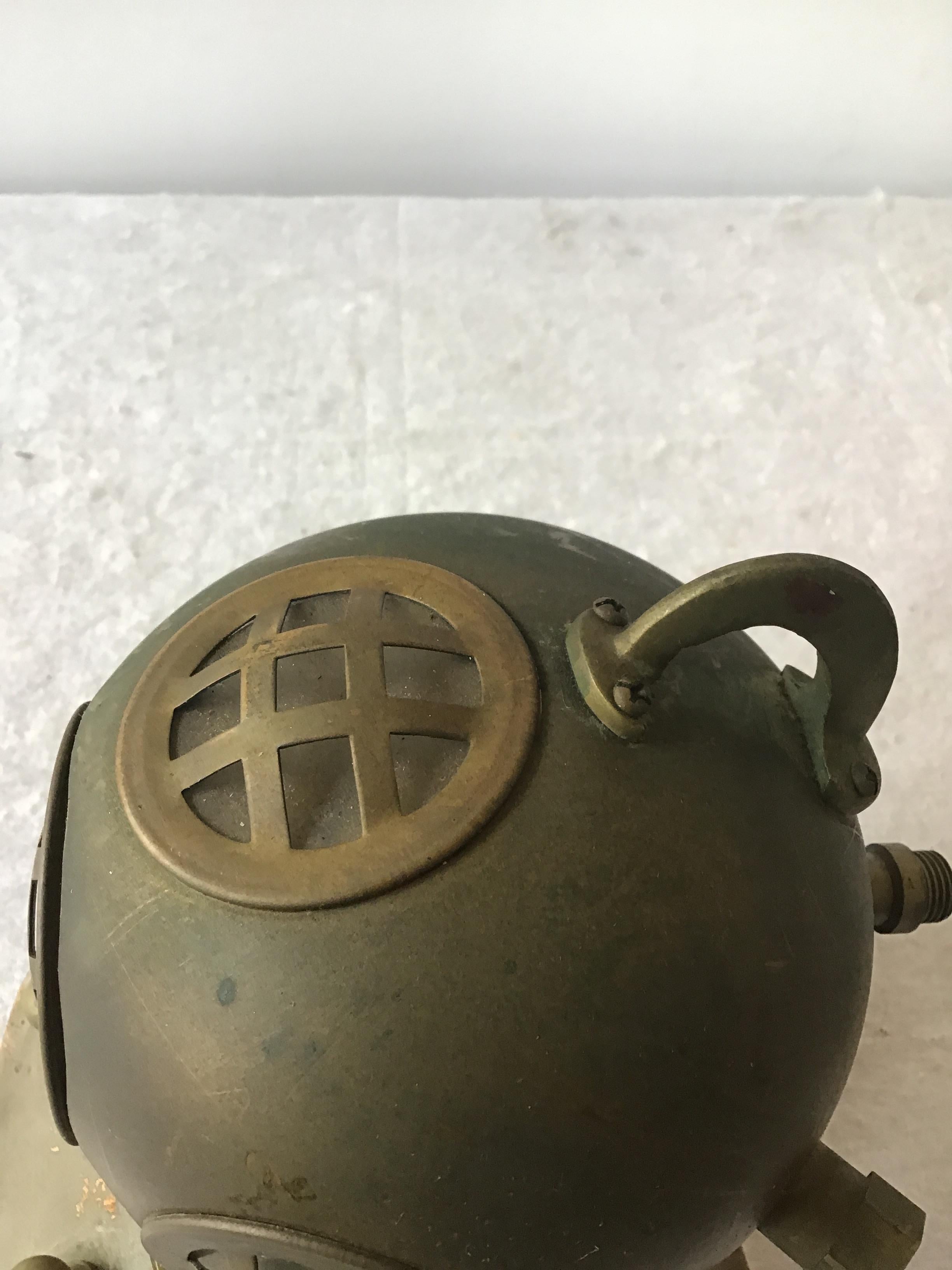 1960er Jahre Messing & Kupfer Scuba Tauchen Helm Skulptur im Angebot 5