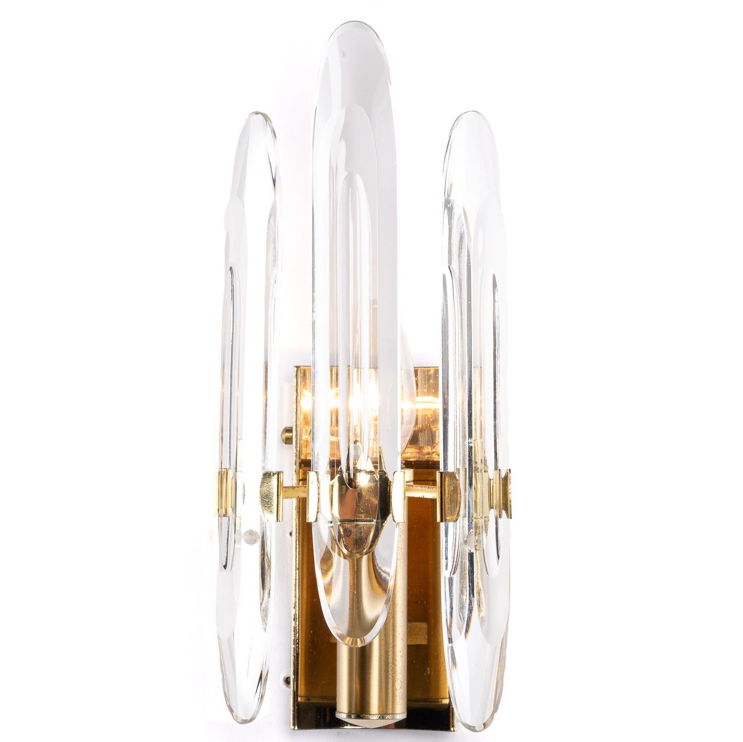1960's Brass & Crystal Glass Sconces by Gaetano Sciolari For Sale 2