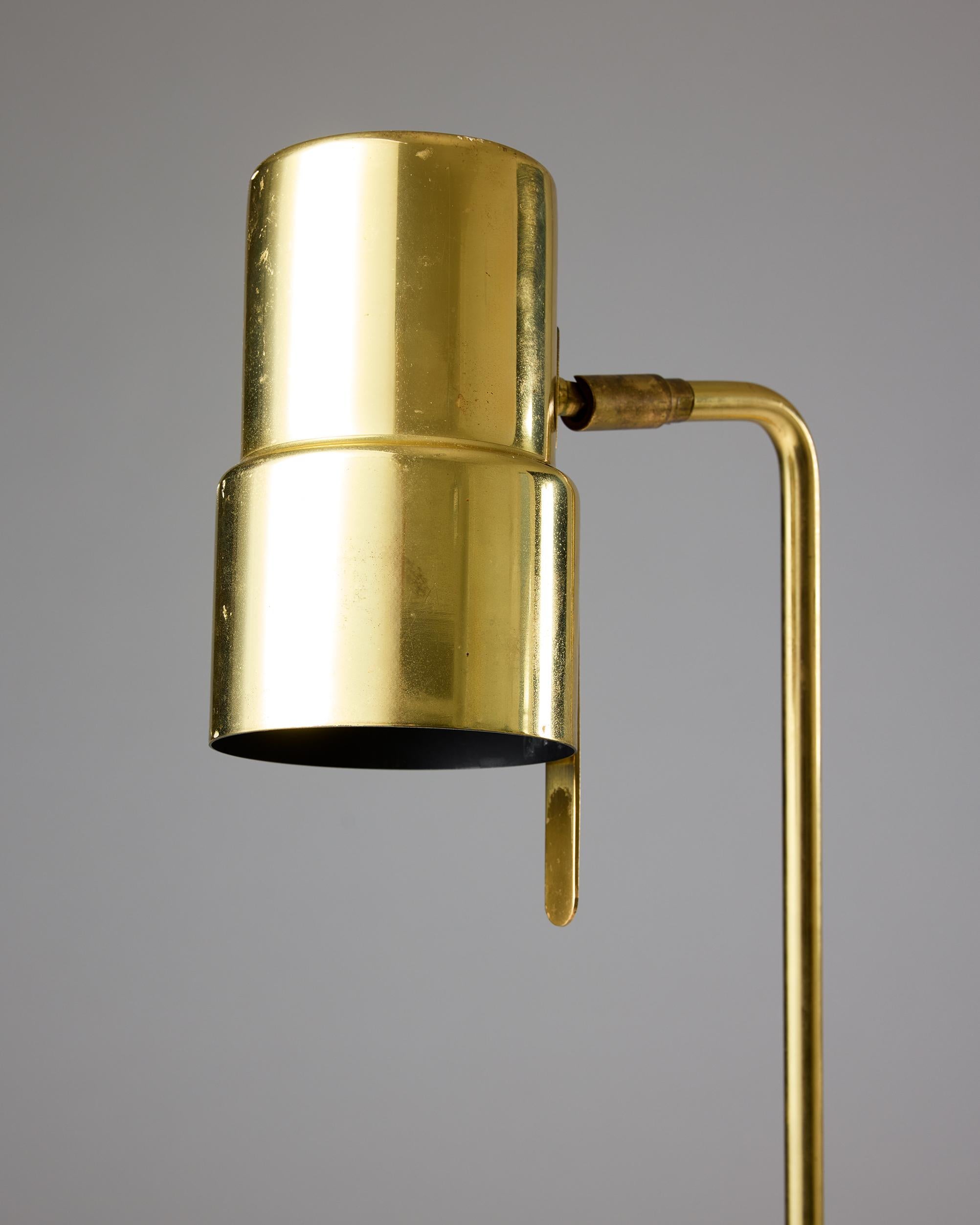 Ottone Lampada da terra in ottone degli anni '60 di Hans-Agne Jakobsson - Model G 154/3, design svedese in vendita