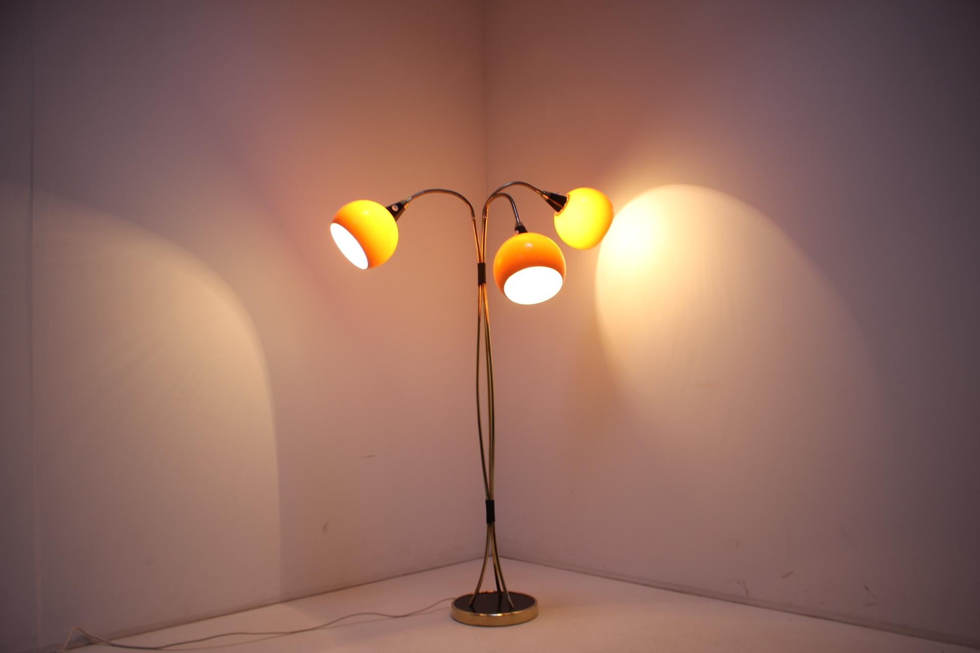1960s Brass Floor Lamp, Czechoslovakia For Sale 9