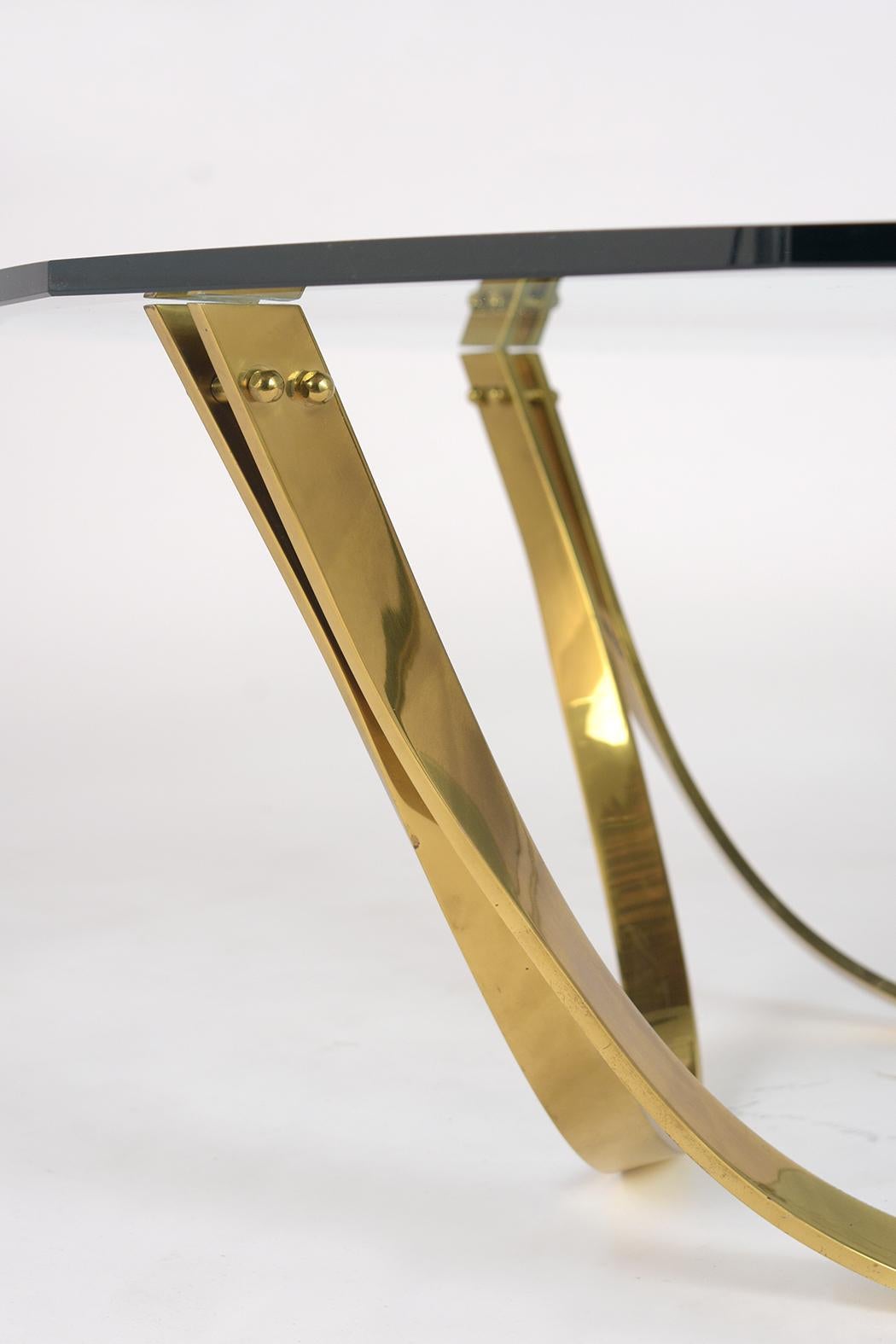 1960's Brass & Glass Coffee Table by Roger Sprunger Produced by Dunbar In Good Condition In Los Angeles, CA