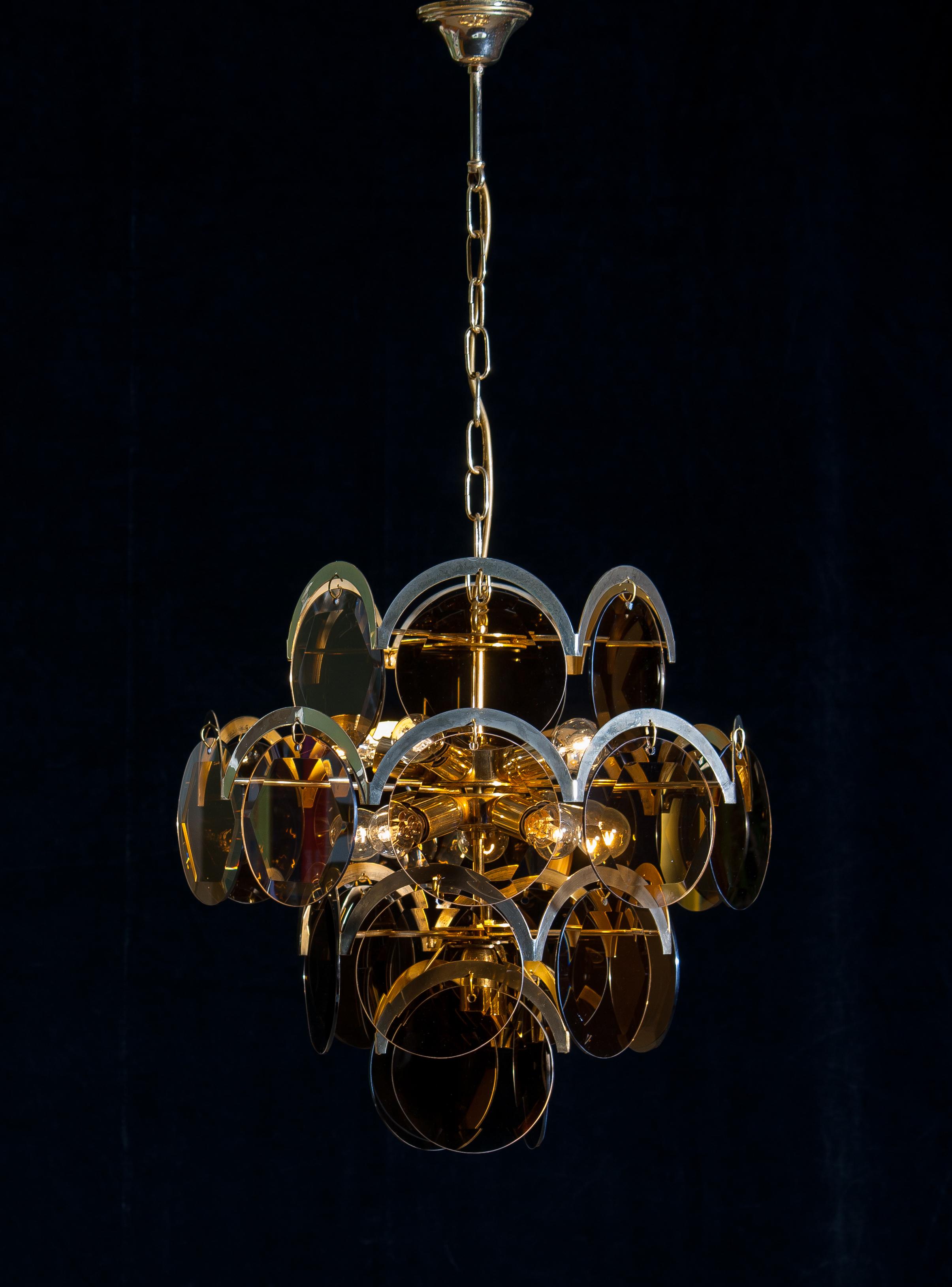 1960s Brass Gold Colored and Smoked Glass Chandelier by Gino Vistosi, Italy 7